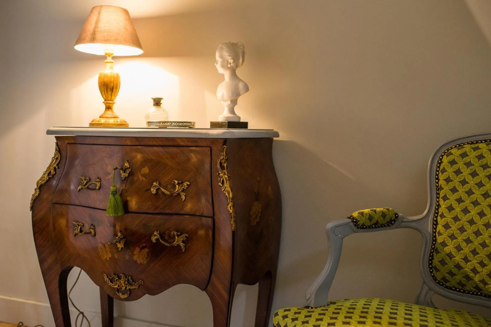 Bedroom in La Folie Saint Julien