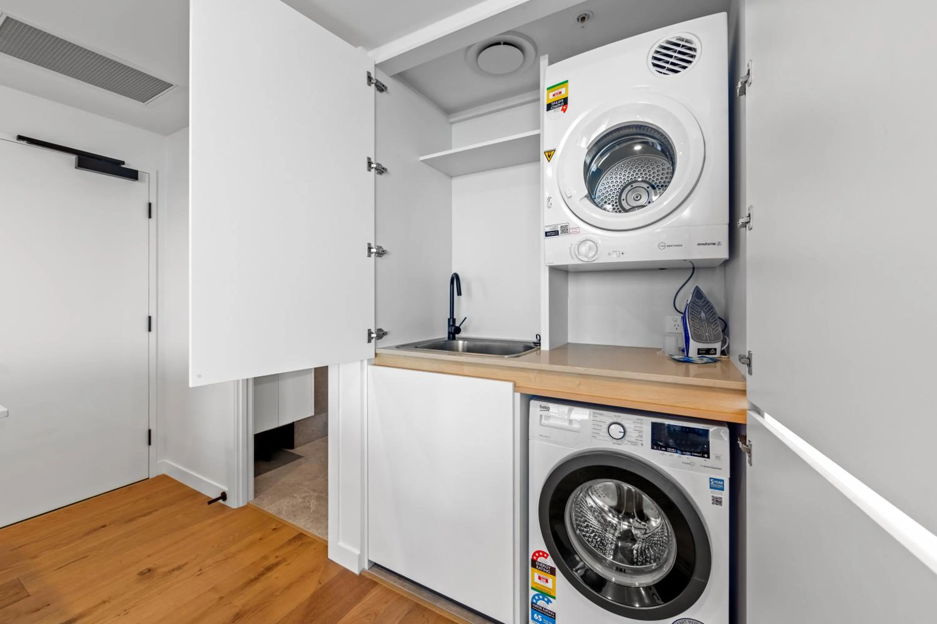 laundry in Marine Quarter Apartments by CLLIX