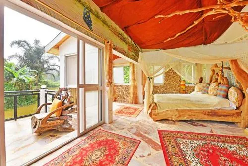 Patio, Bed in Malakai Eco Lodge