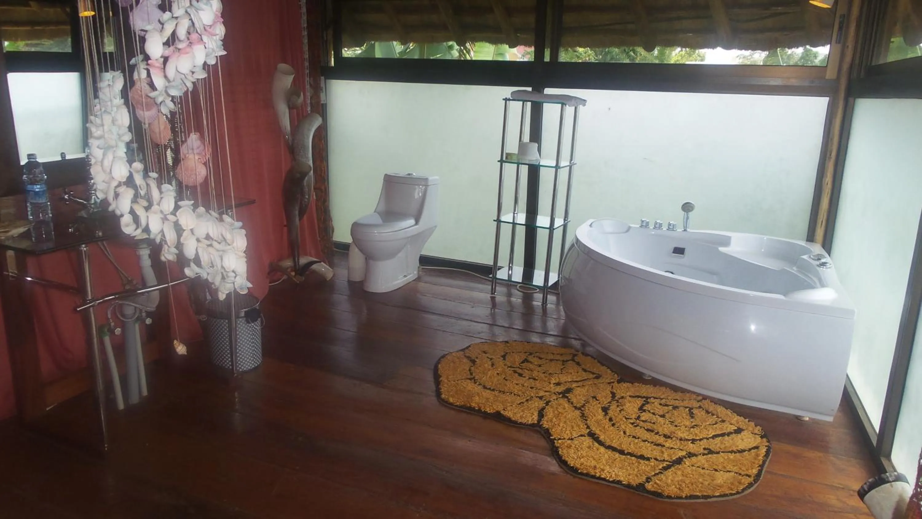 Bathroom in Malakai Eco Lodge