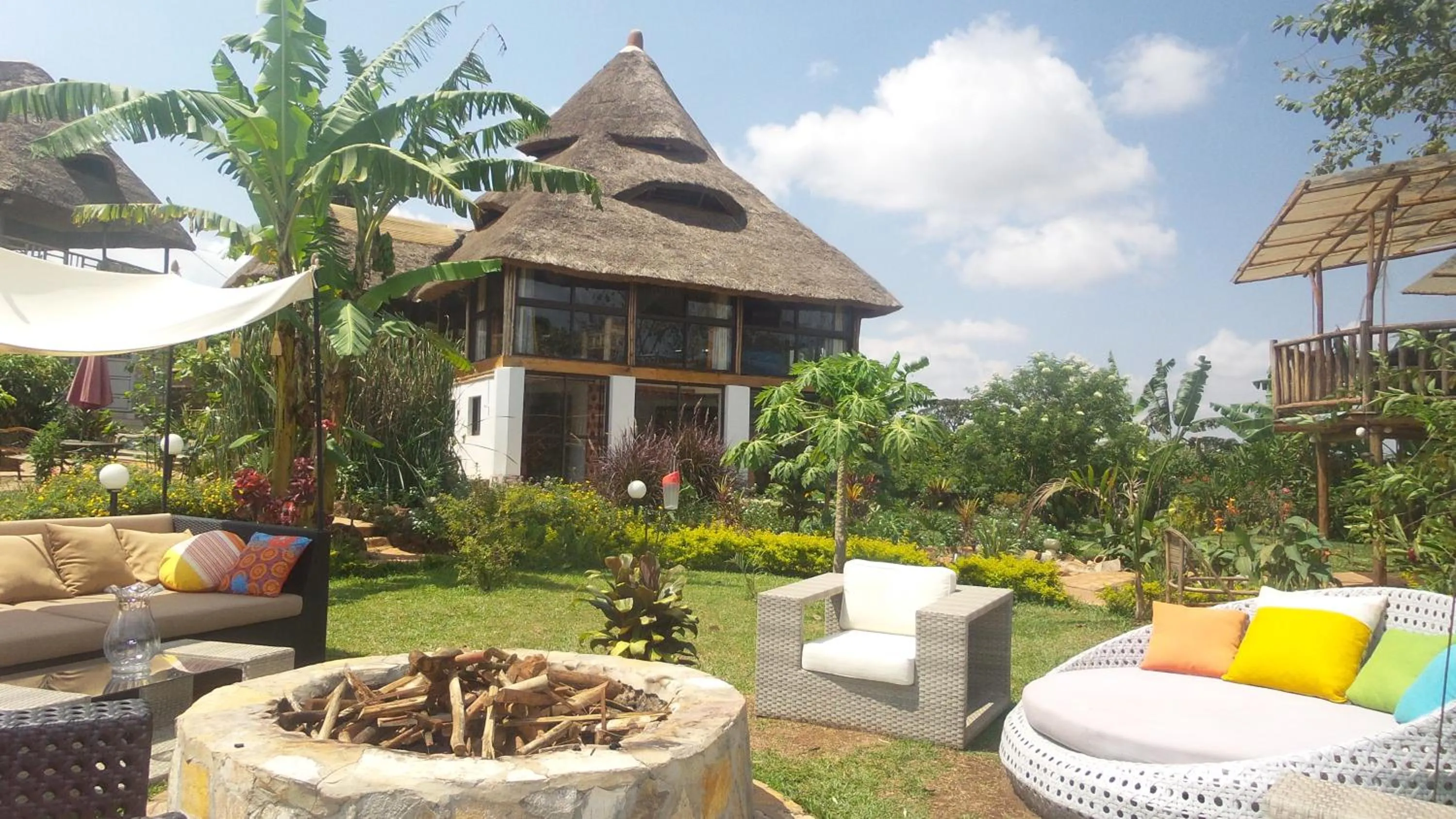 Property building in Malakai Eco Lodge