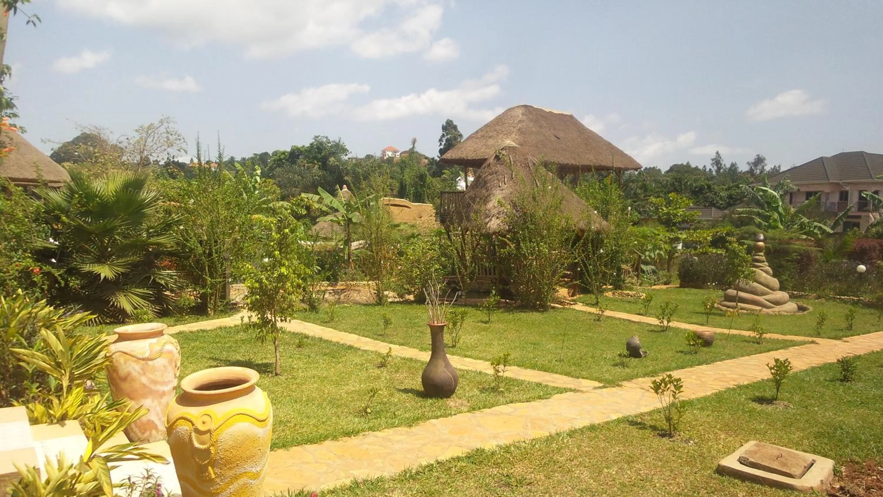 Garden in Malakai Eco Lodge