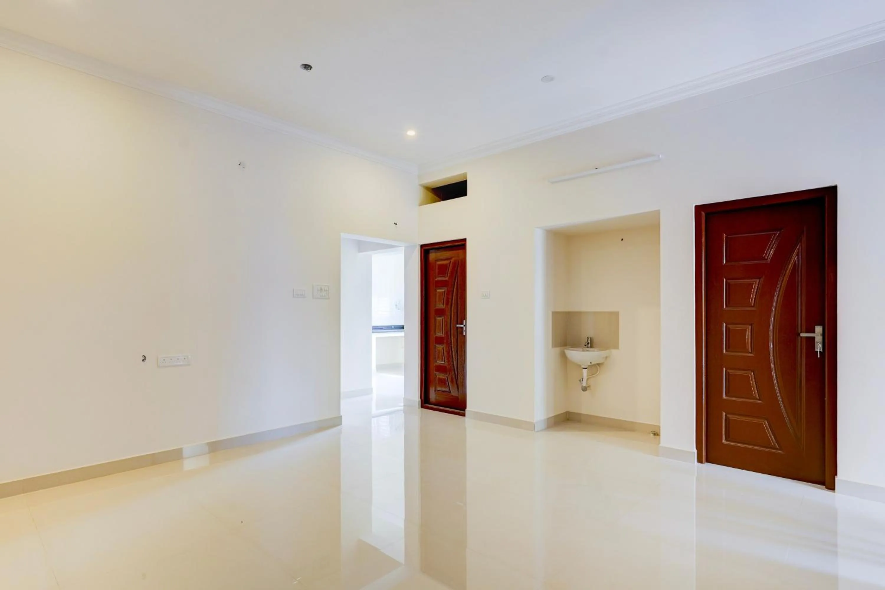 Lobby or reception in Hotel O Elegant Residency Vandalur Zoo