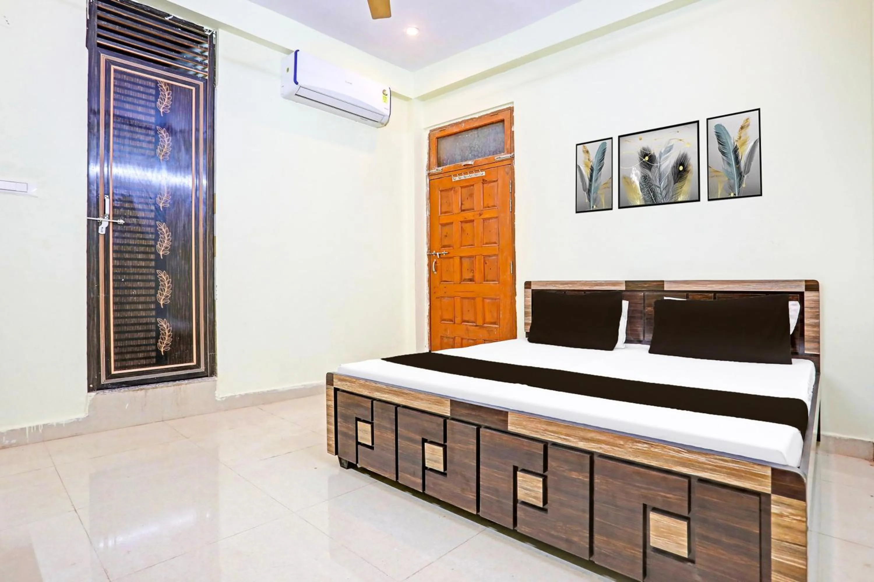 Bedroom in SPOT ON Love Buffet Restaurant & Benquet Holl