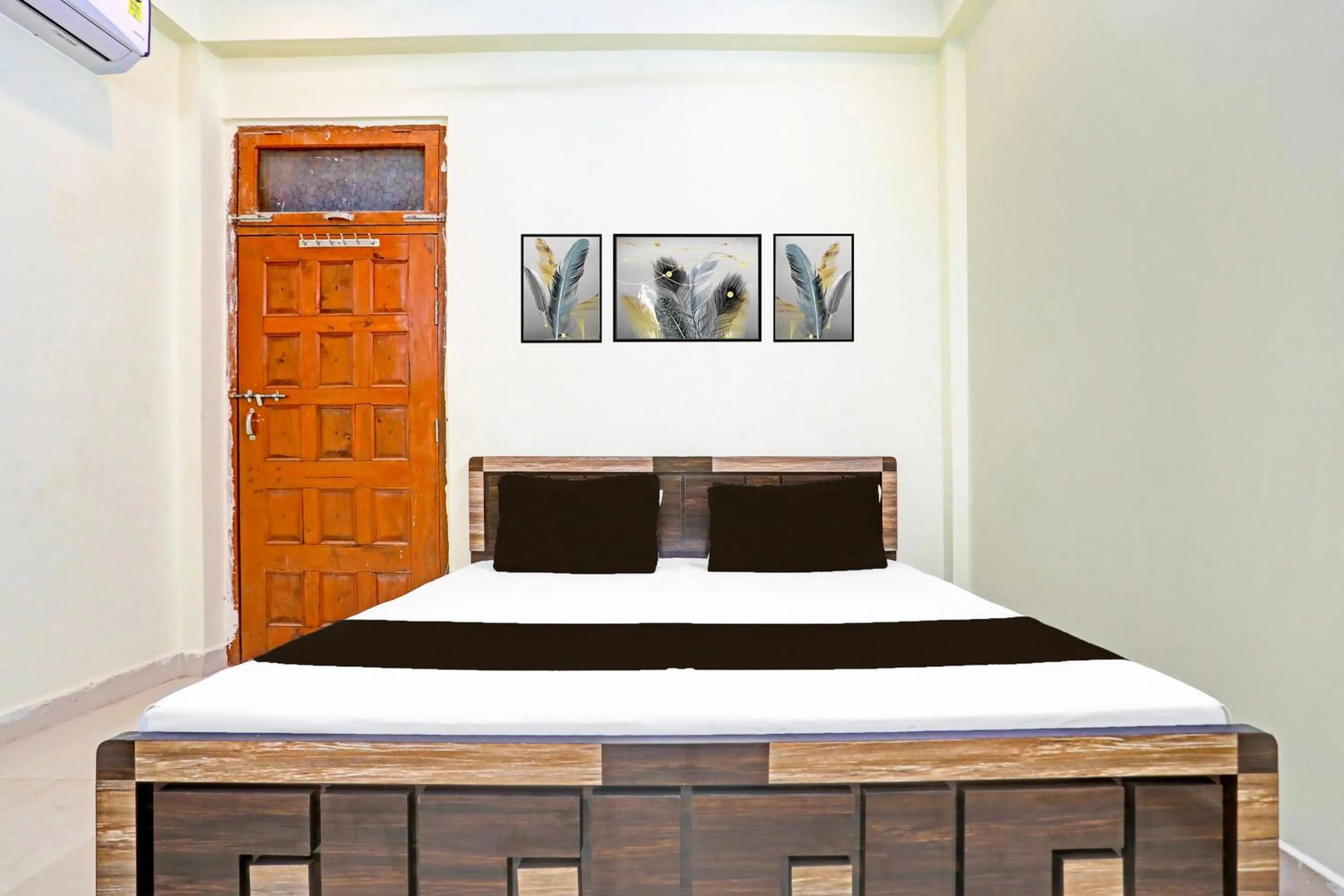 Bedroom, Bed in SPOT ON Love Buffet Restaurant & Benquet Holl