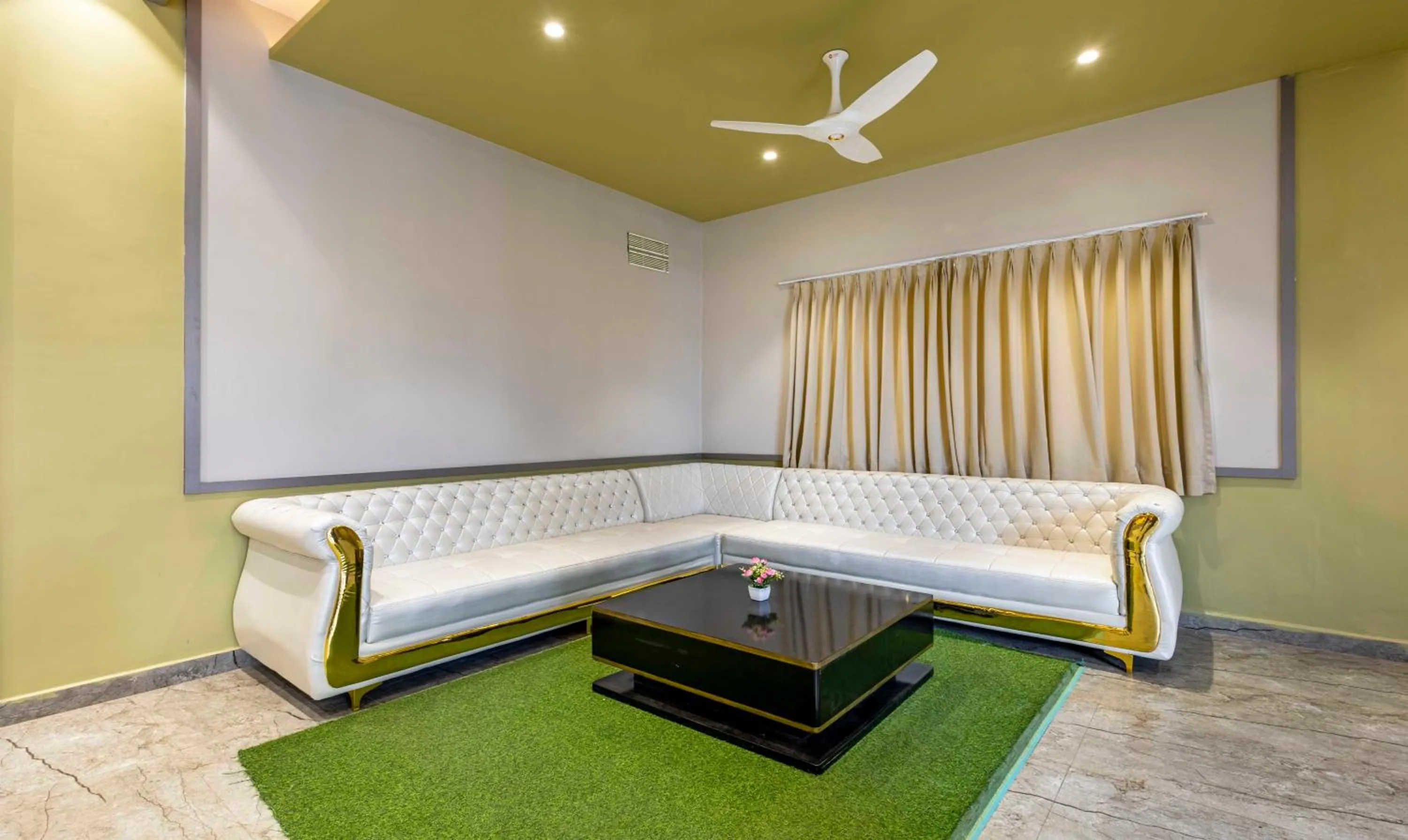 Seating area in Treebo Imperia, Kommadi