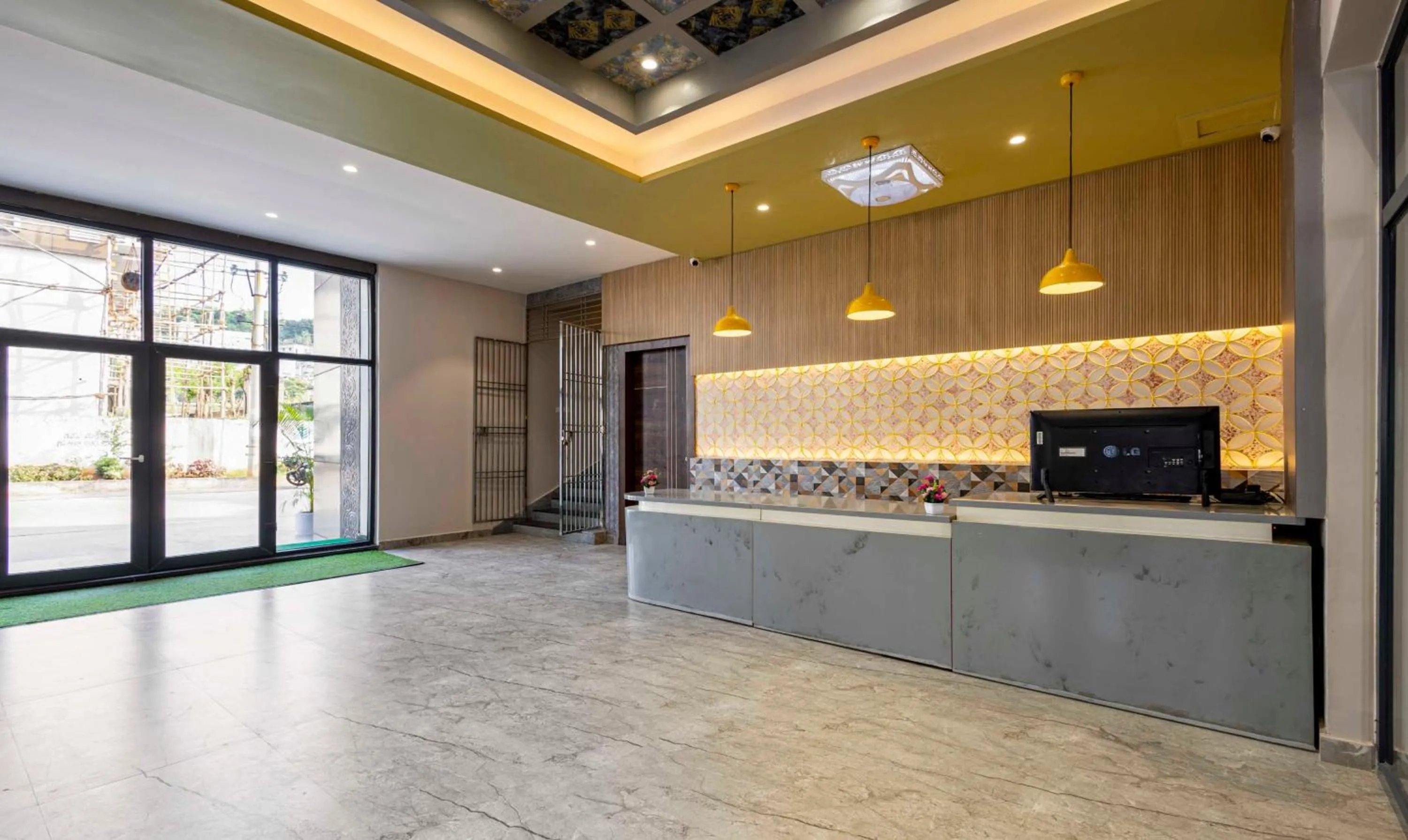 Lobby or reception in Treebo Imperia, Kommadi