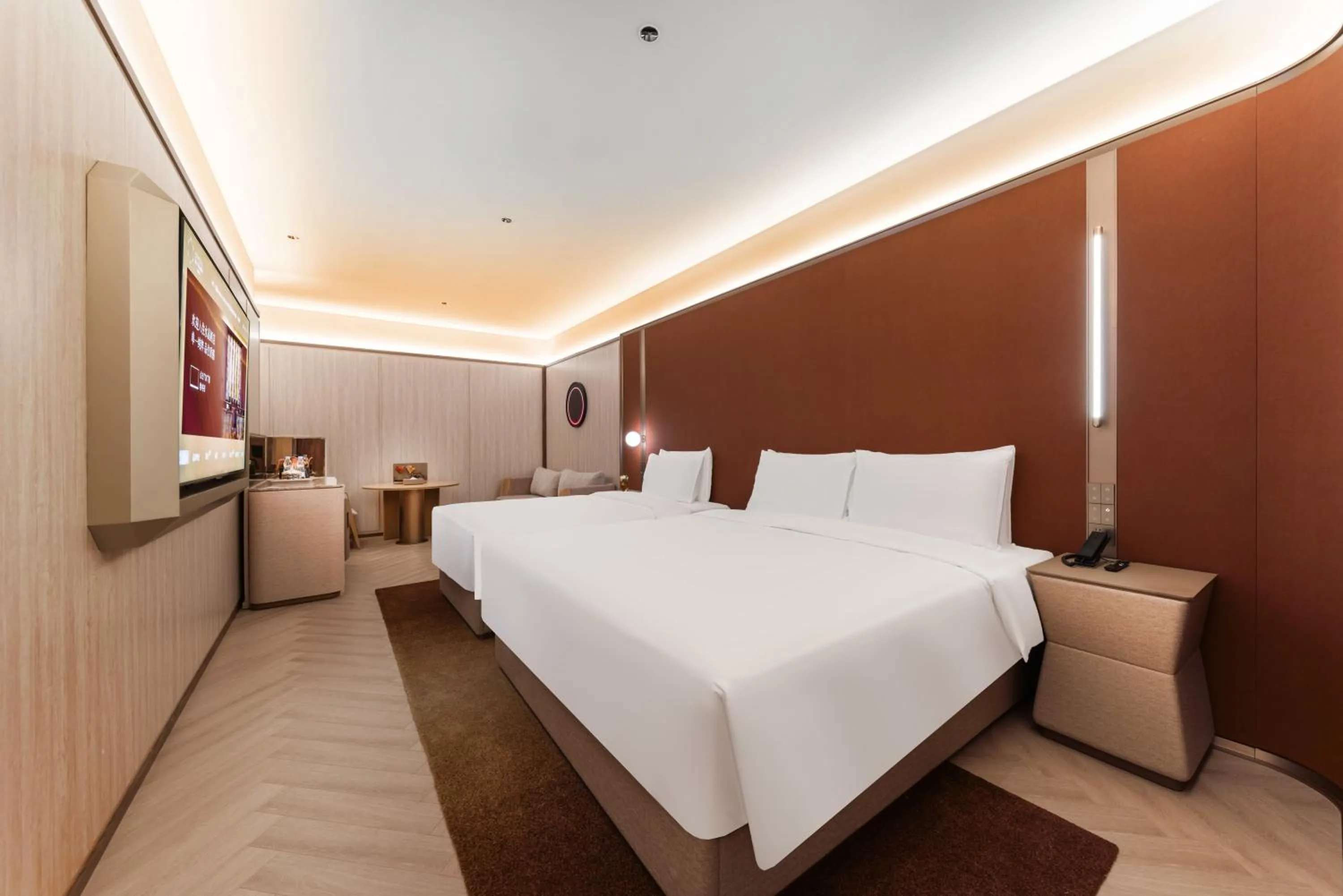 Photo of the whole room, Bed in Crystal Orange Hotel Shanghai The Bund Yu Garden