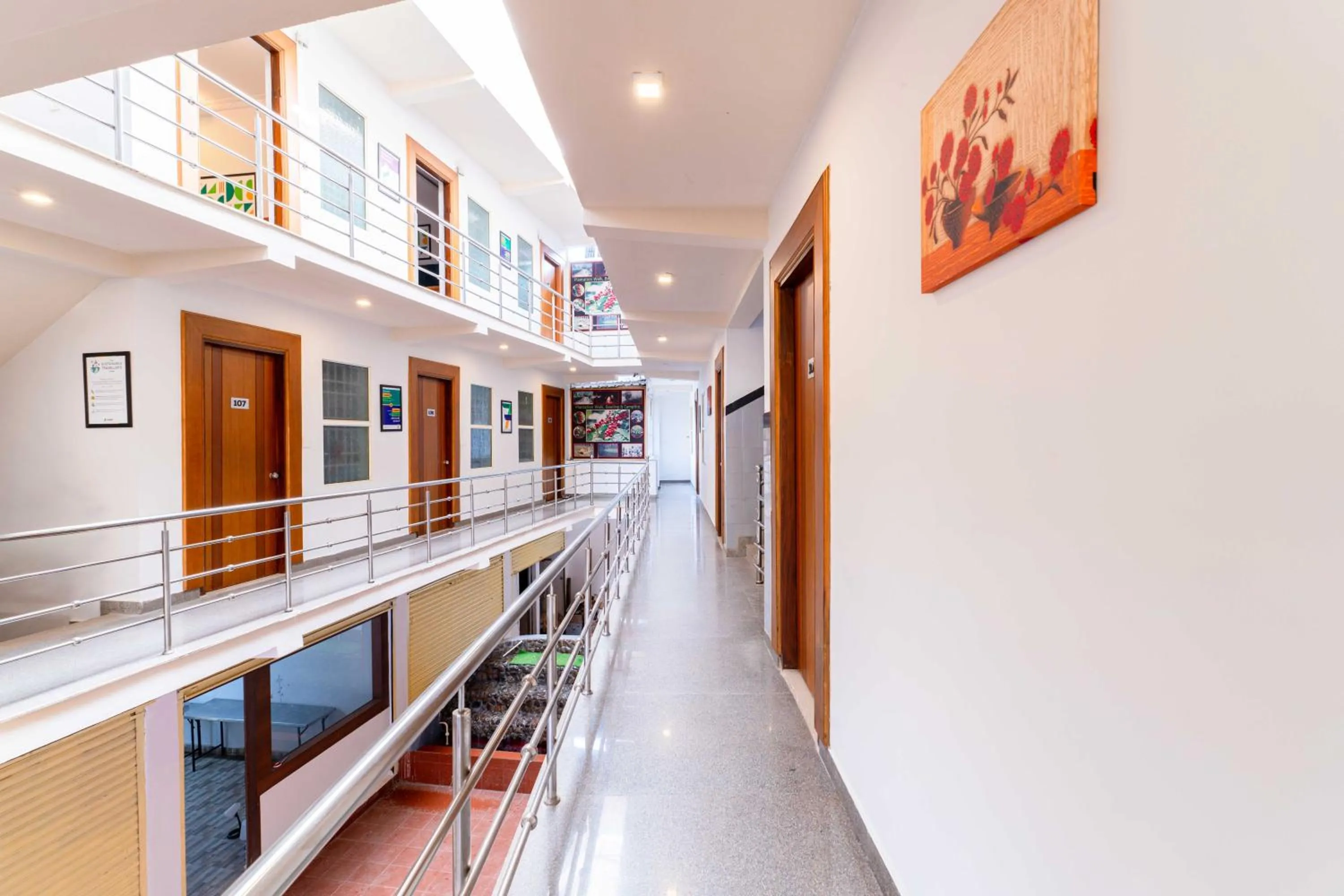 Lobby or reception in Treebo Regalia Comforts, 15 Mins From Abbey Waterfall