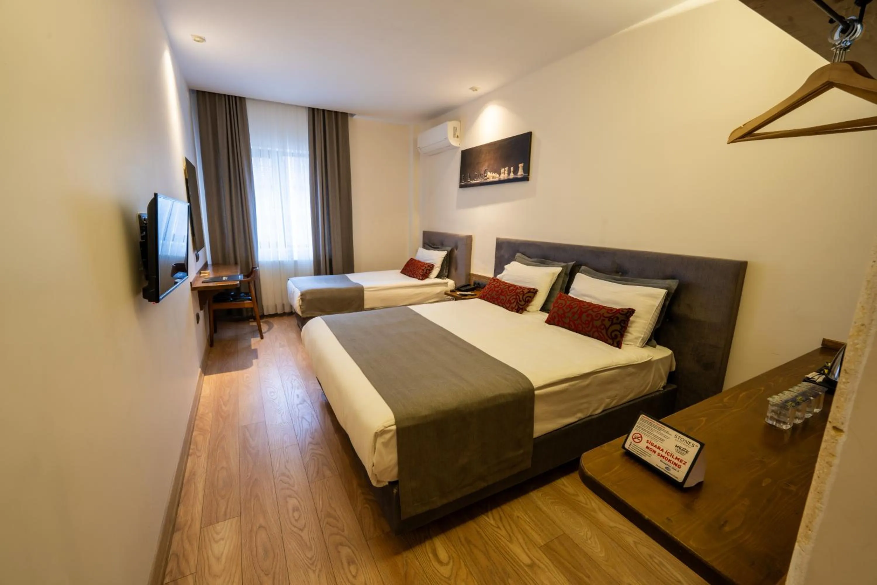 Communal lounge/ TV room, Bed in Stones of Cappadocia