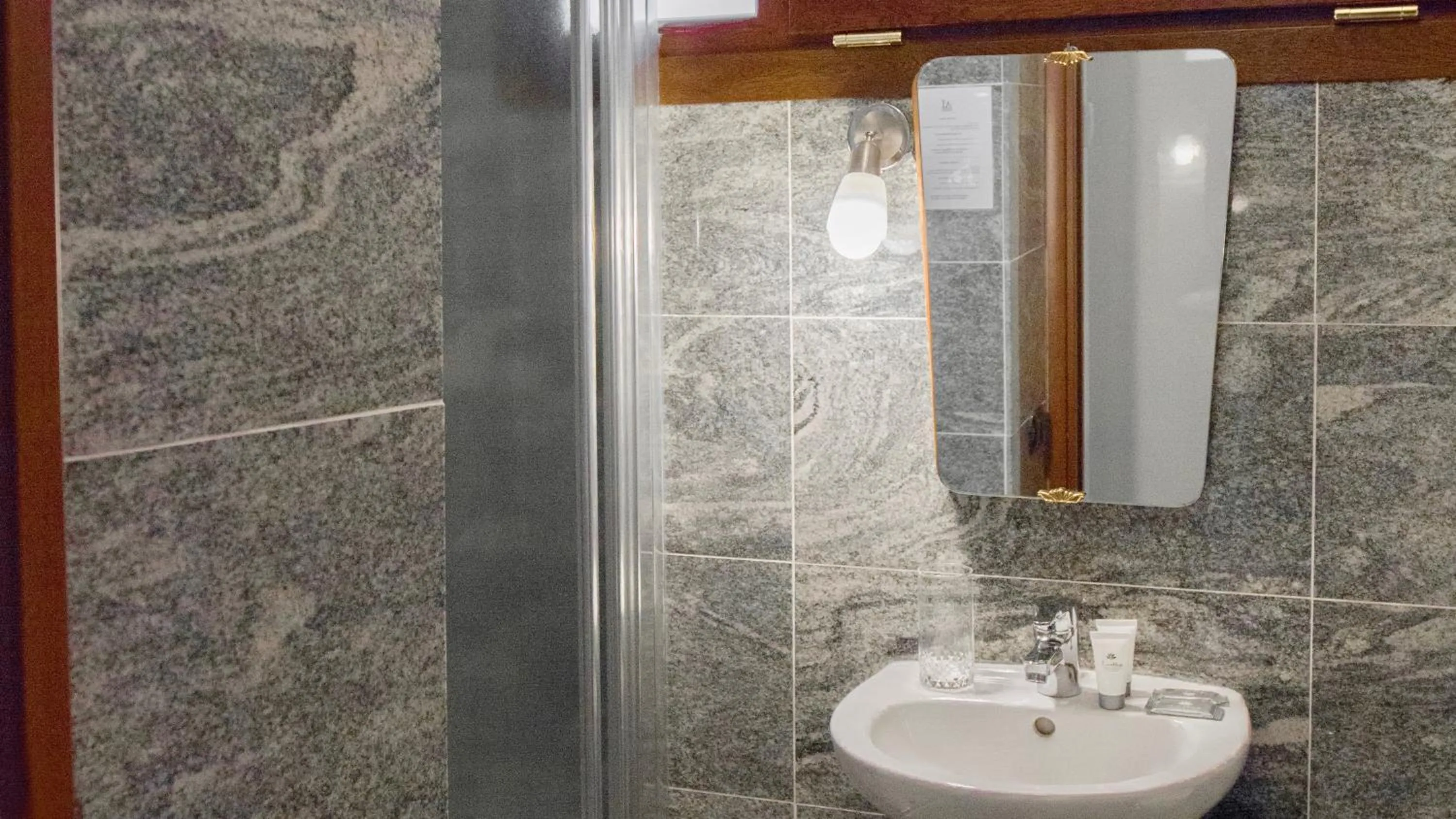 Bathroom in Aiello Suites Milan