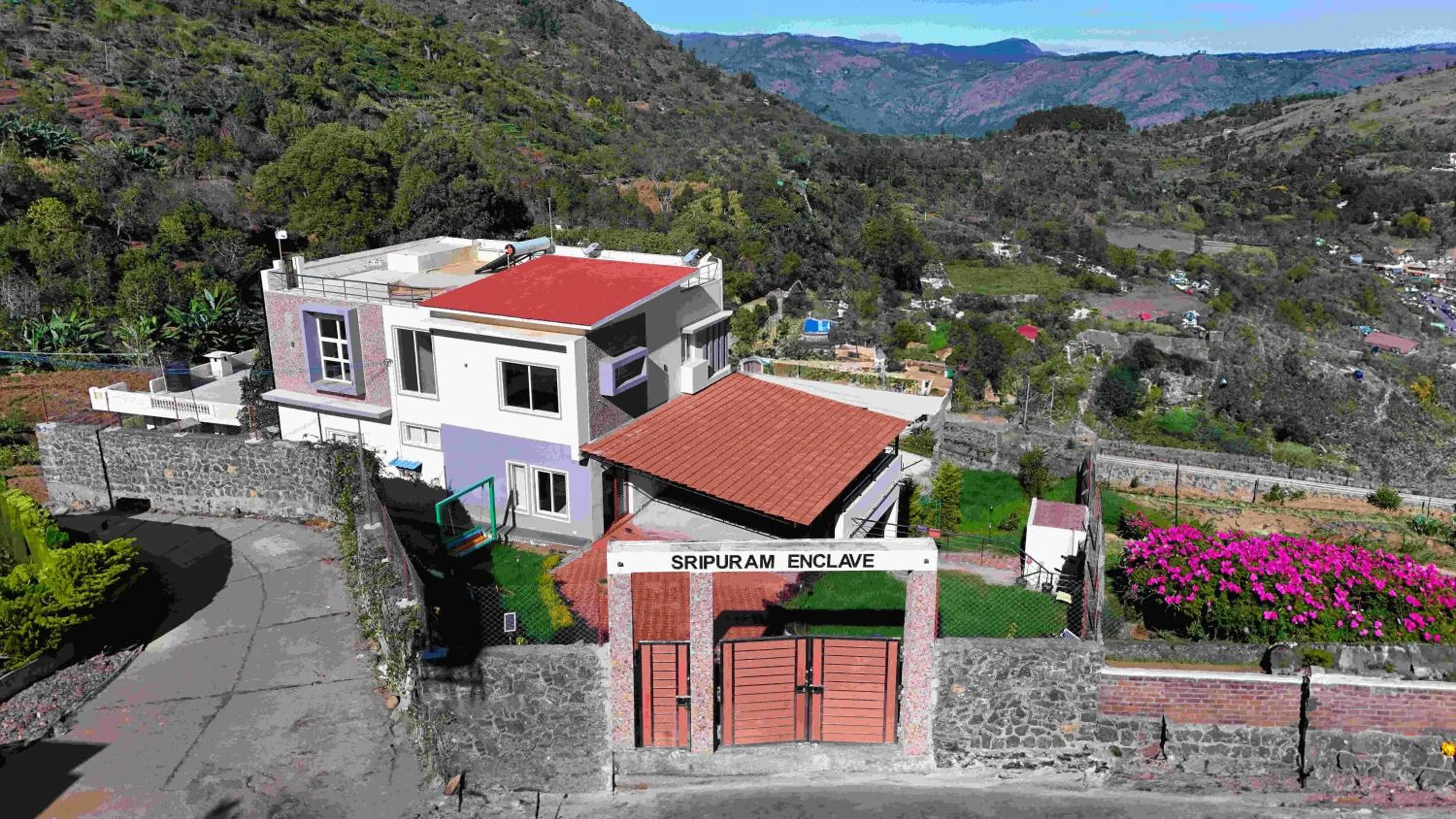 Property building in Queen's Hotel Mount garden Kodaikanal