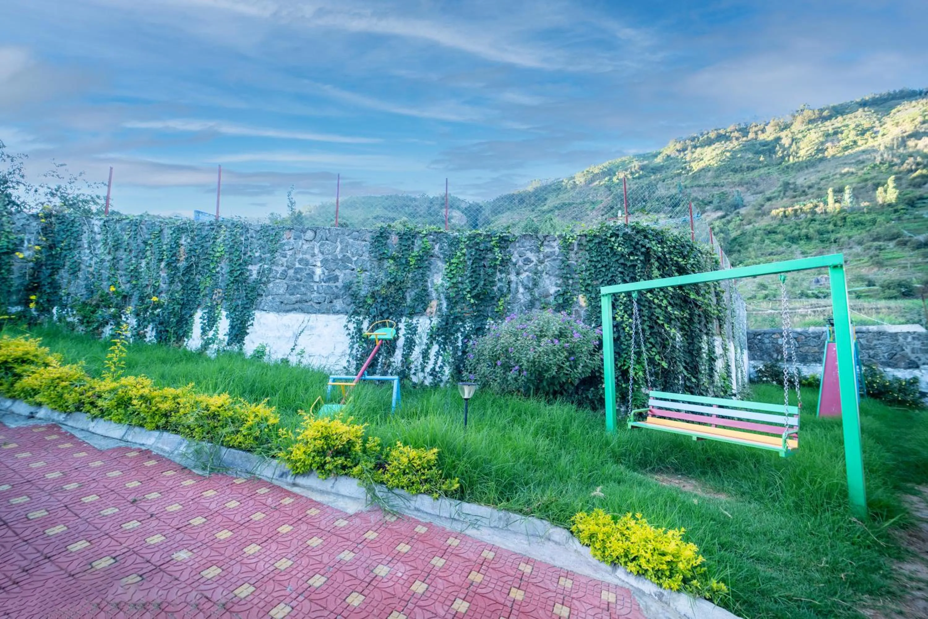 Garden in Queen's Hotel Mount garden Kodaikanal