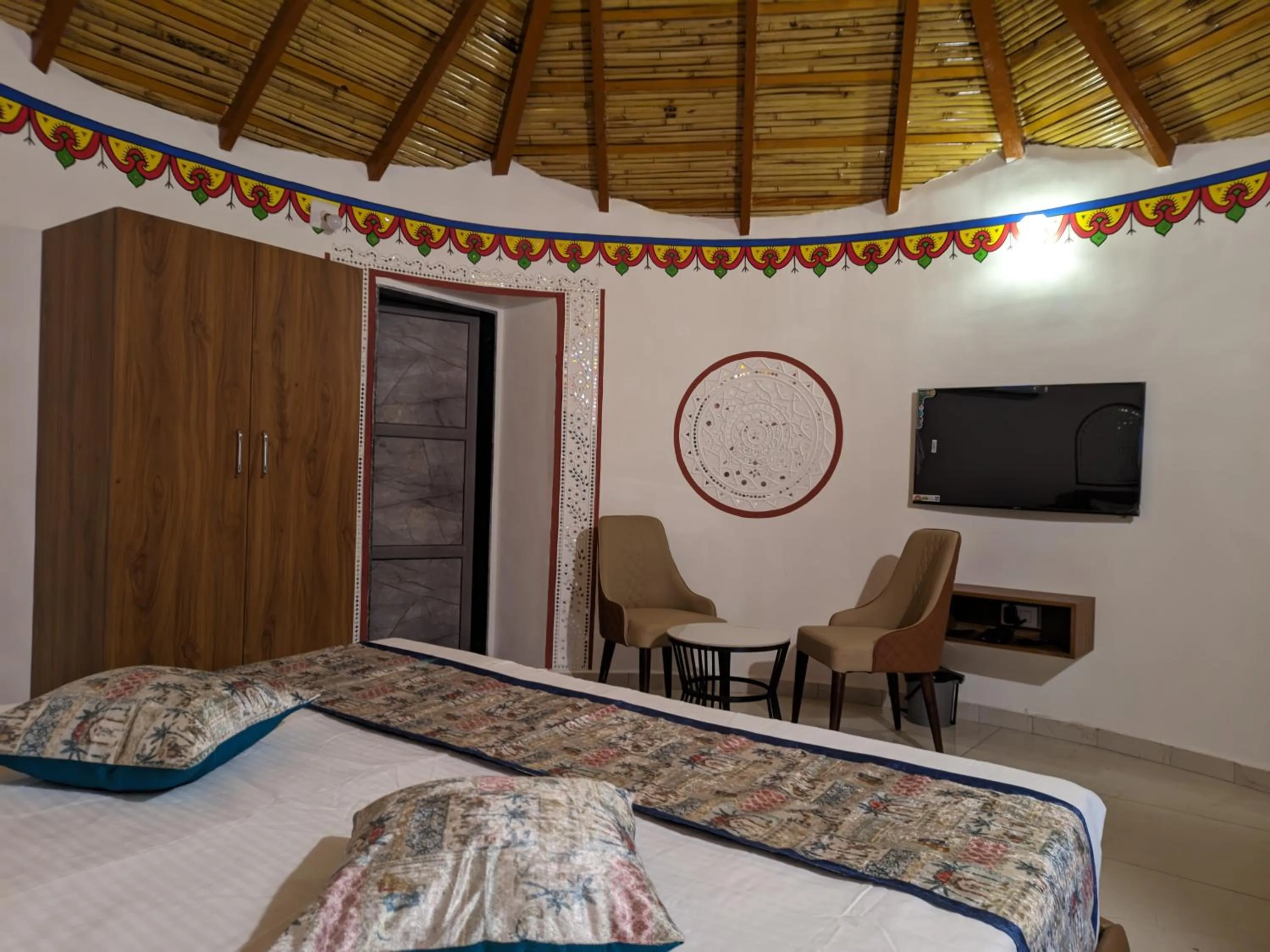 Bed in Heritage Resort Dholavira