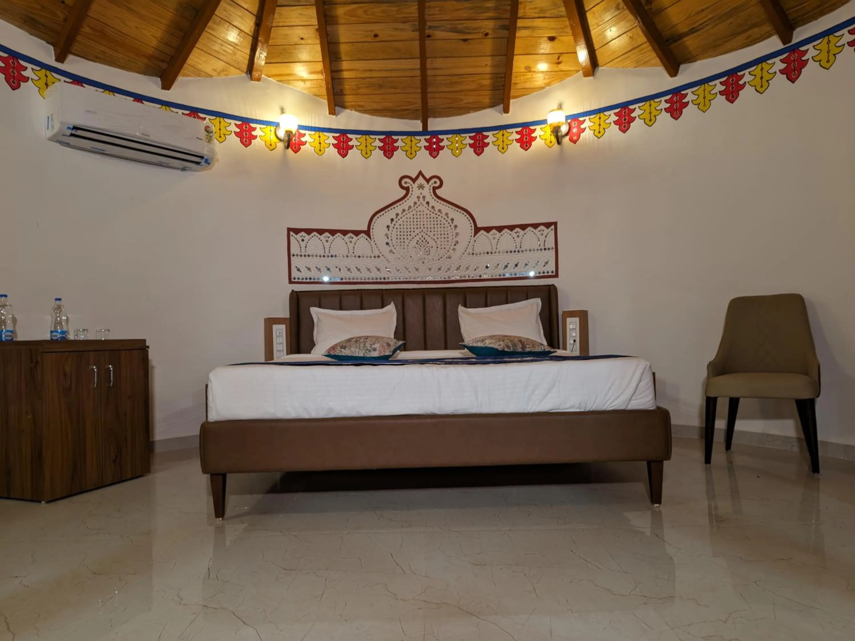 Bed in Heritage Resort Dholavira