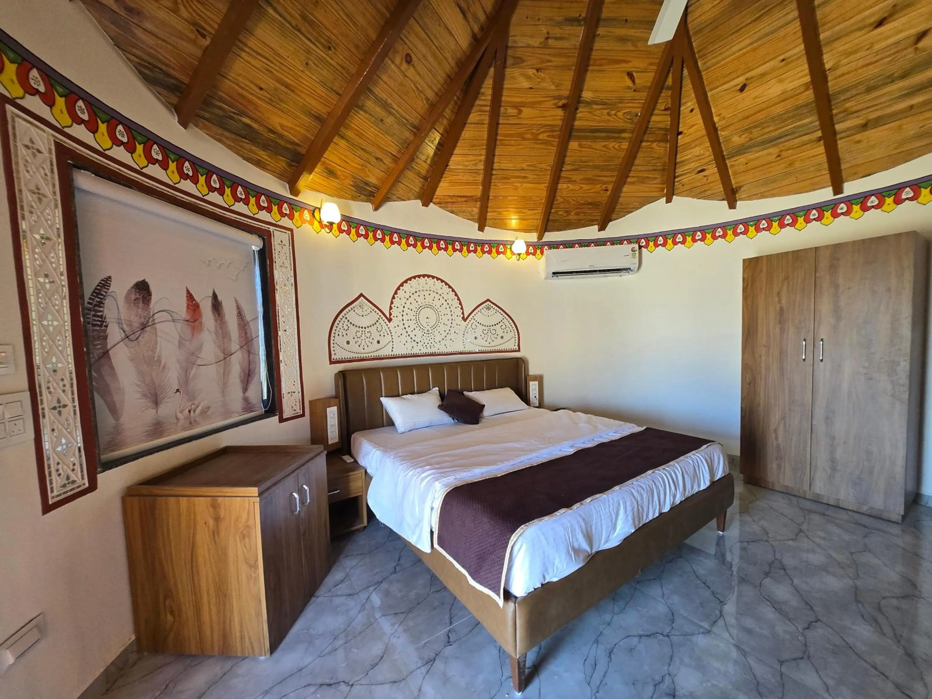 Bed in Heritage Resort Dholavira