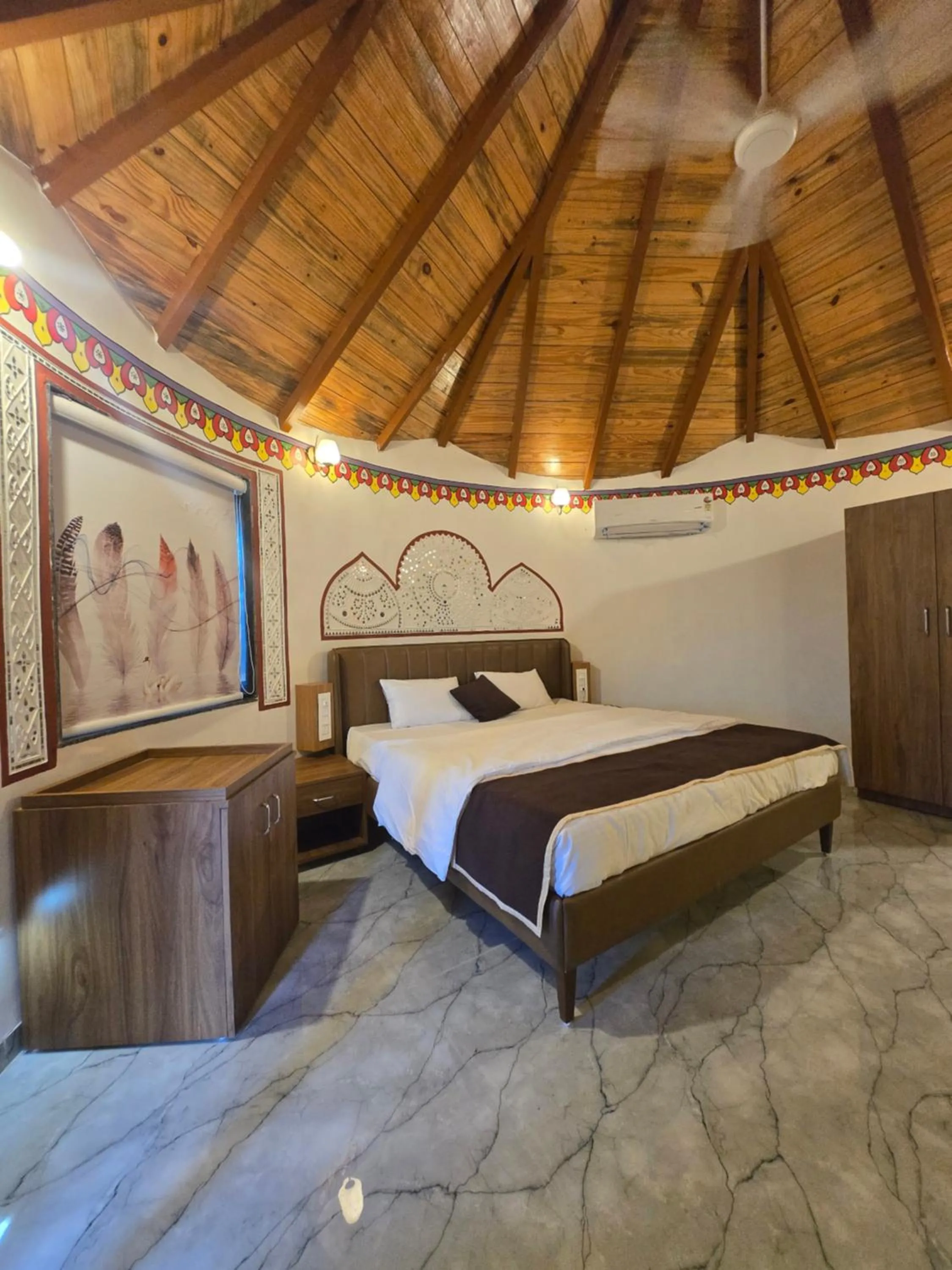 Bed in Heritage Resort Dholavira