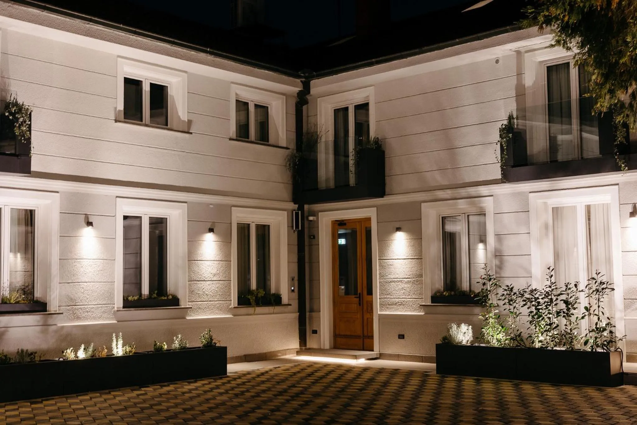 Property building in Hotel Flaneur