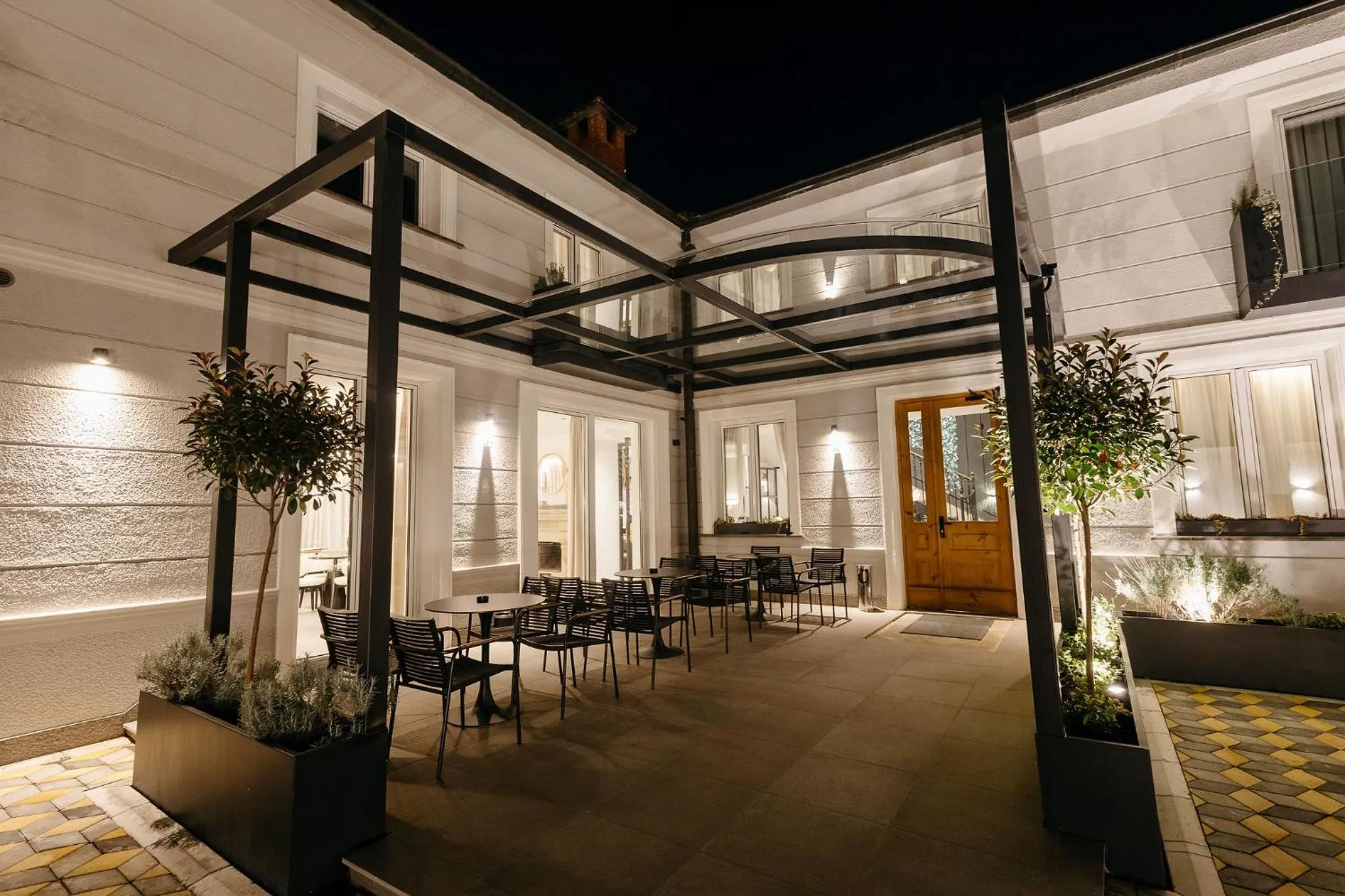 Patio in Hotel Flaneur