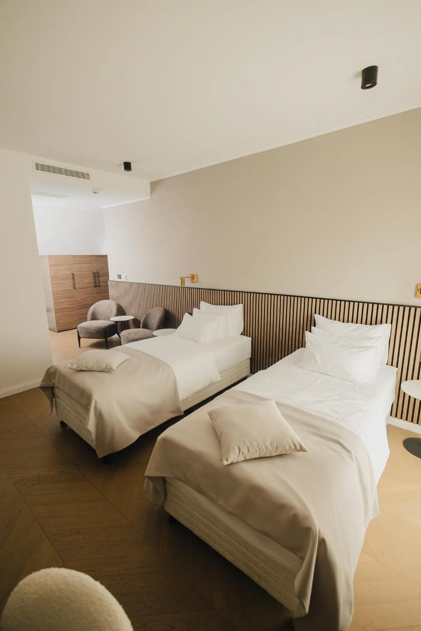 Bed in Hotel Flaneur