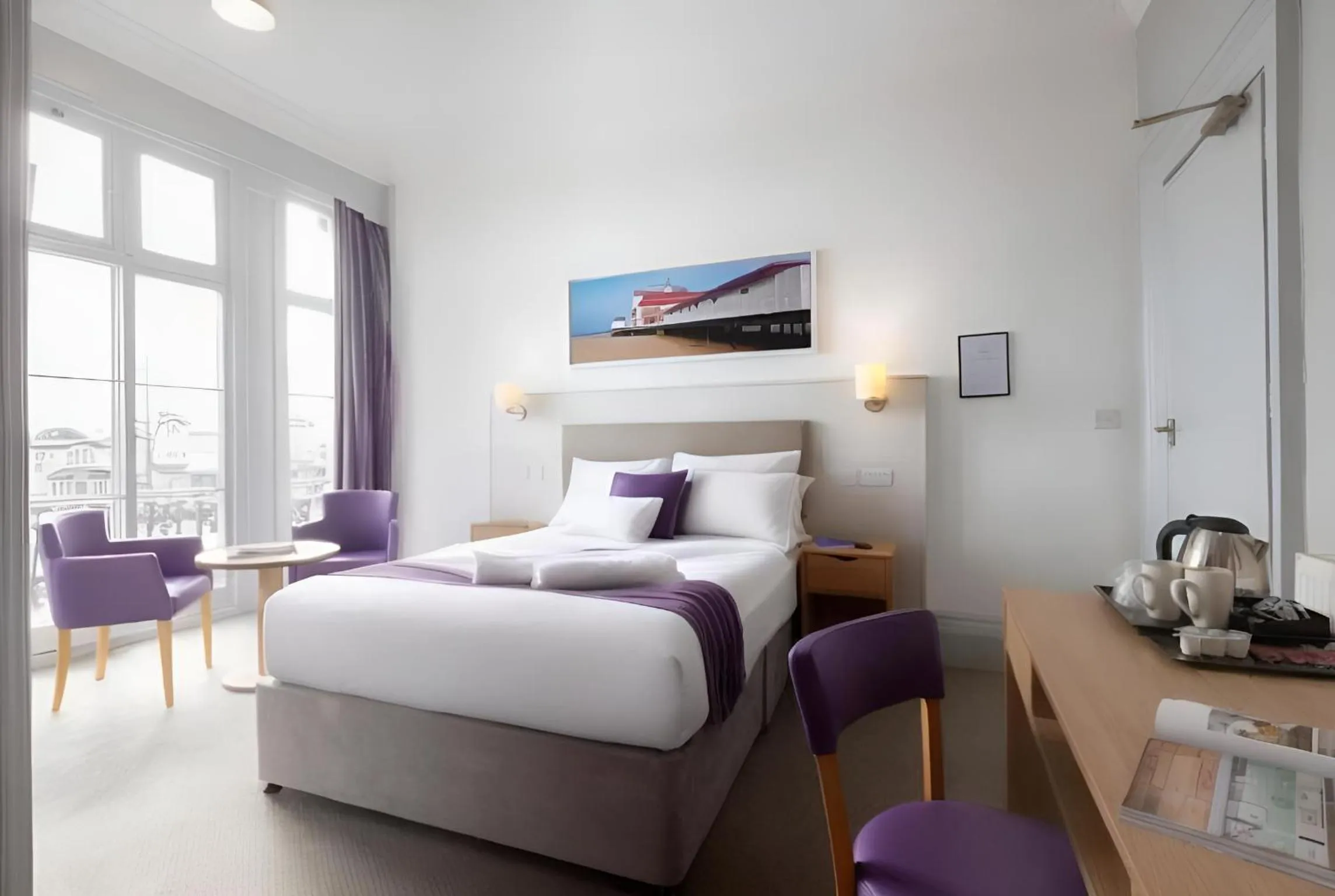 Bed in The Carlton Hotel