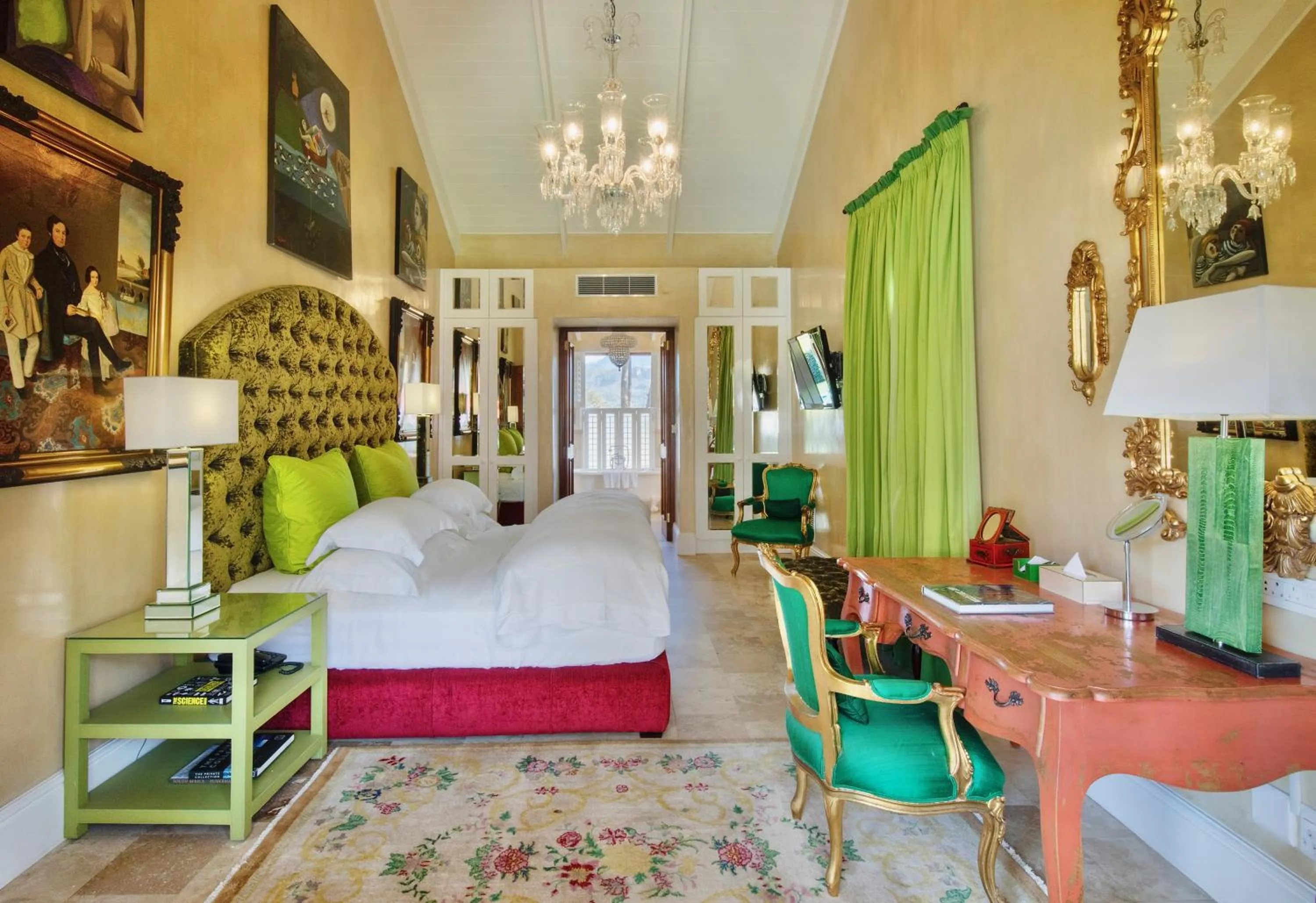 Bedroom, Bed in La Residence