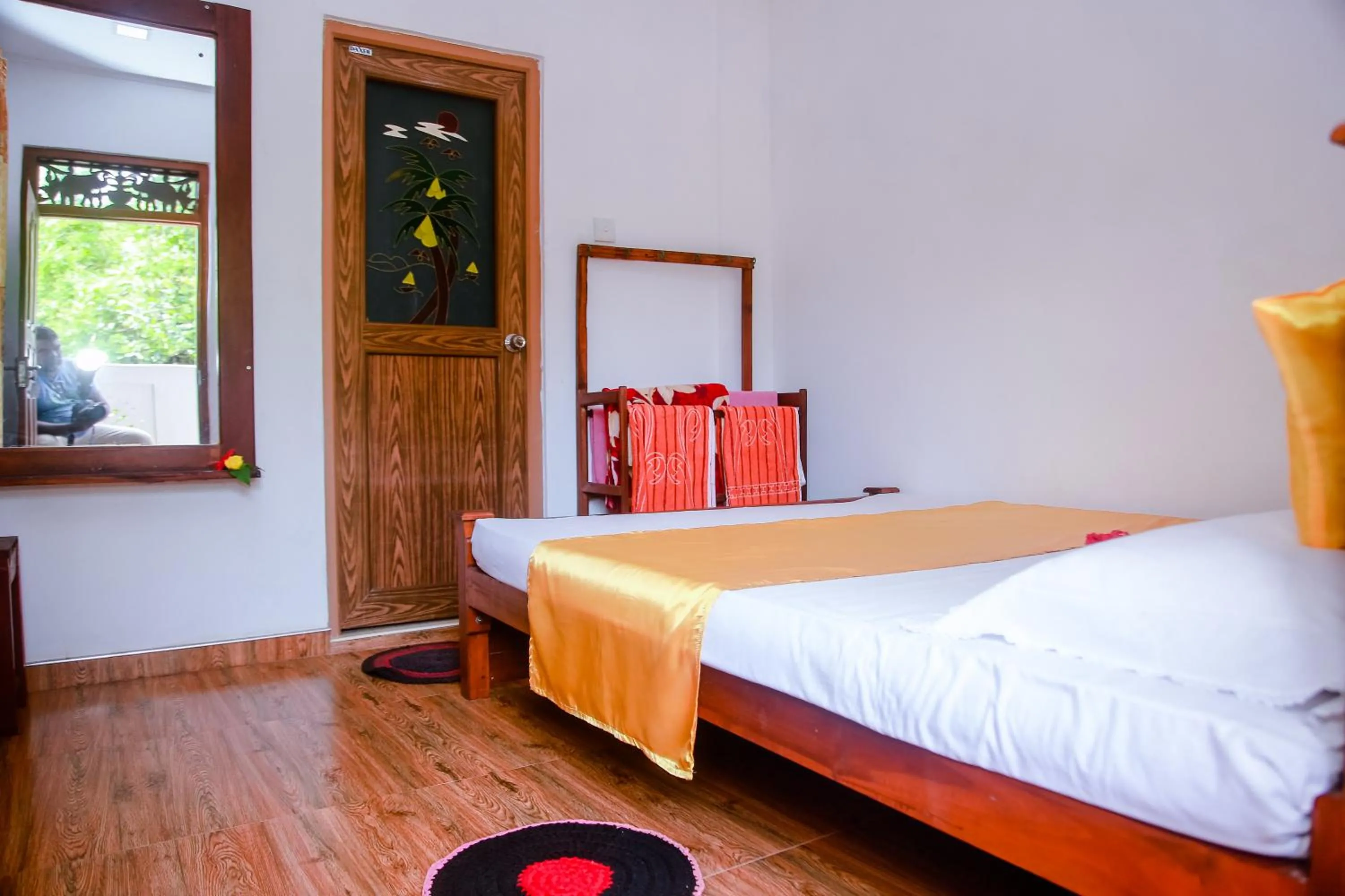 Photo of the whole room, Bed in Ranjith Guest