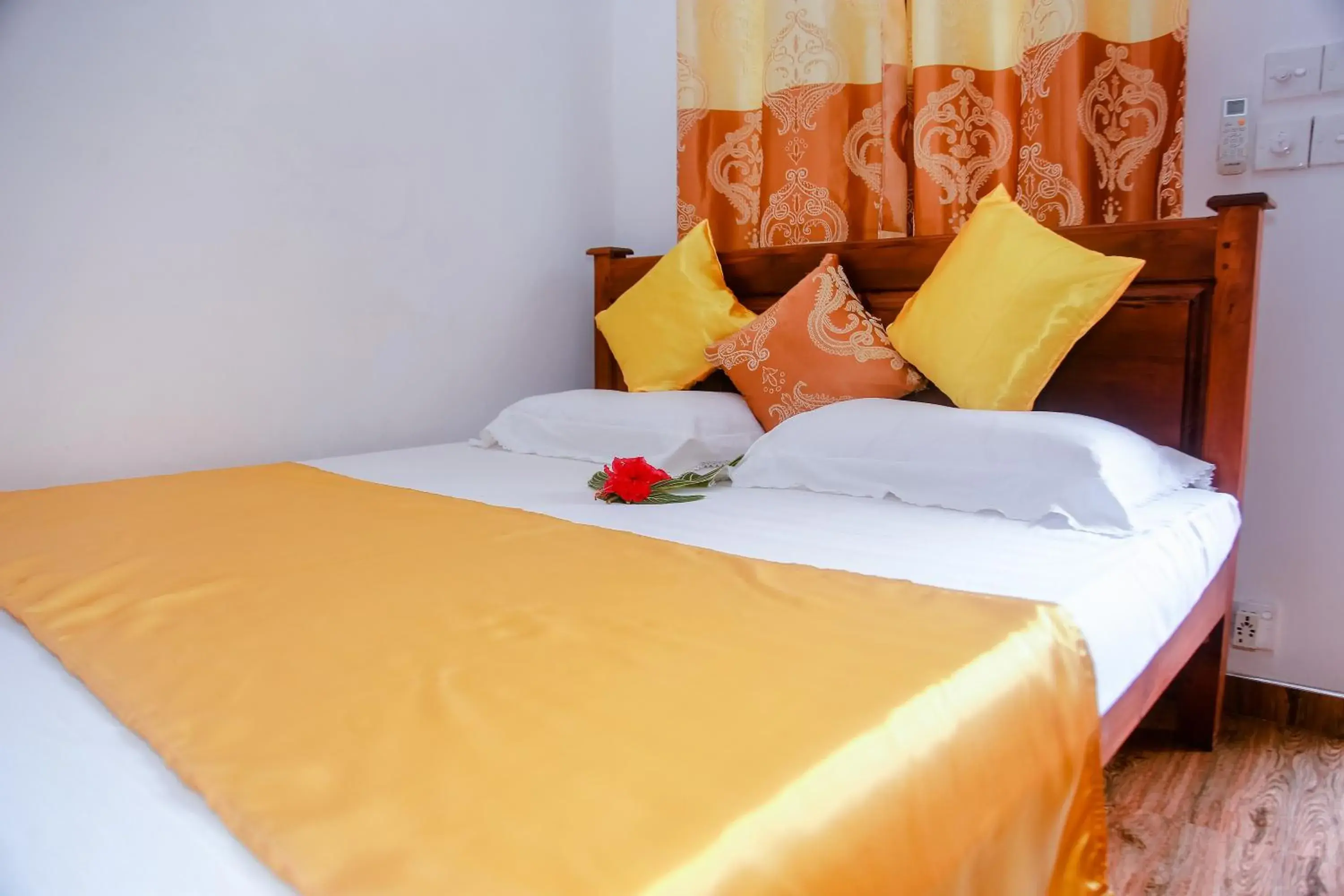 Standard Queen Room in Ranjith Guest Standard Queen Room in Ranjith Guest
