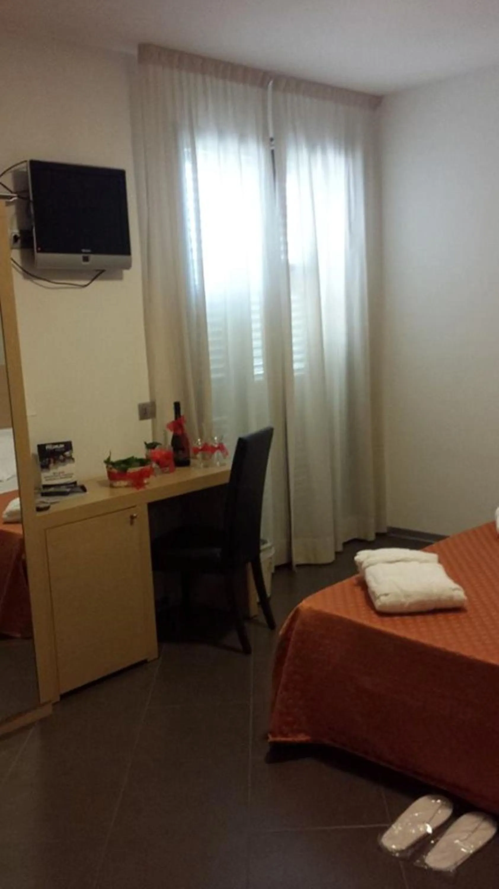 Bed in Hotel Main Street