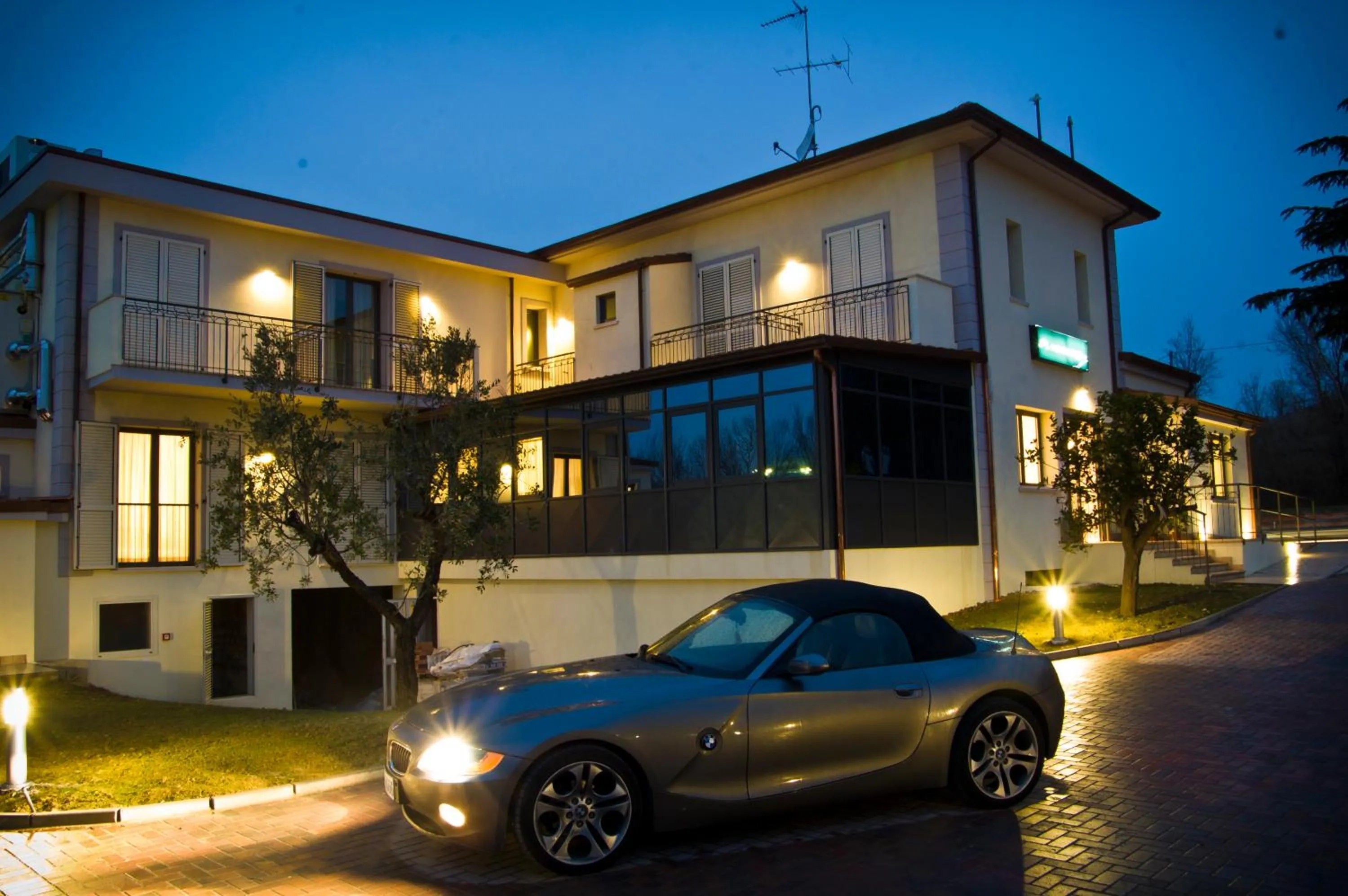 Facade/entrance in Hotel Main Street