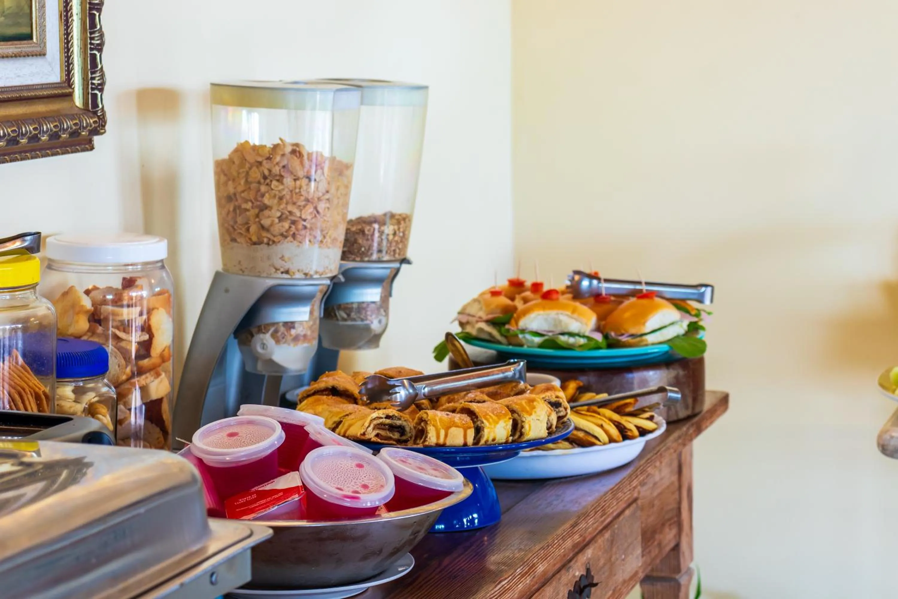 Food and drinks in La Proeza Pousada