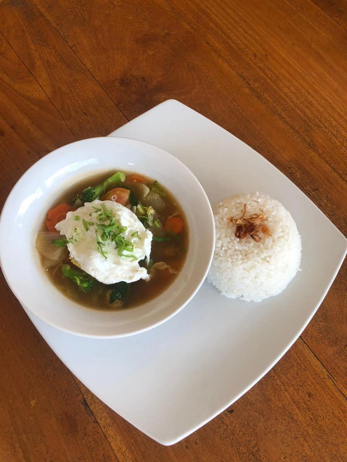 Food in Kelingking Paradise Suites Villa