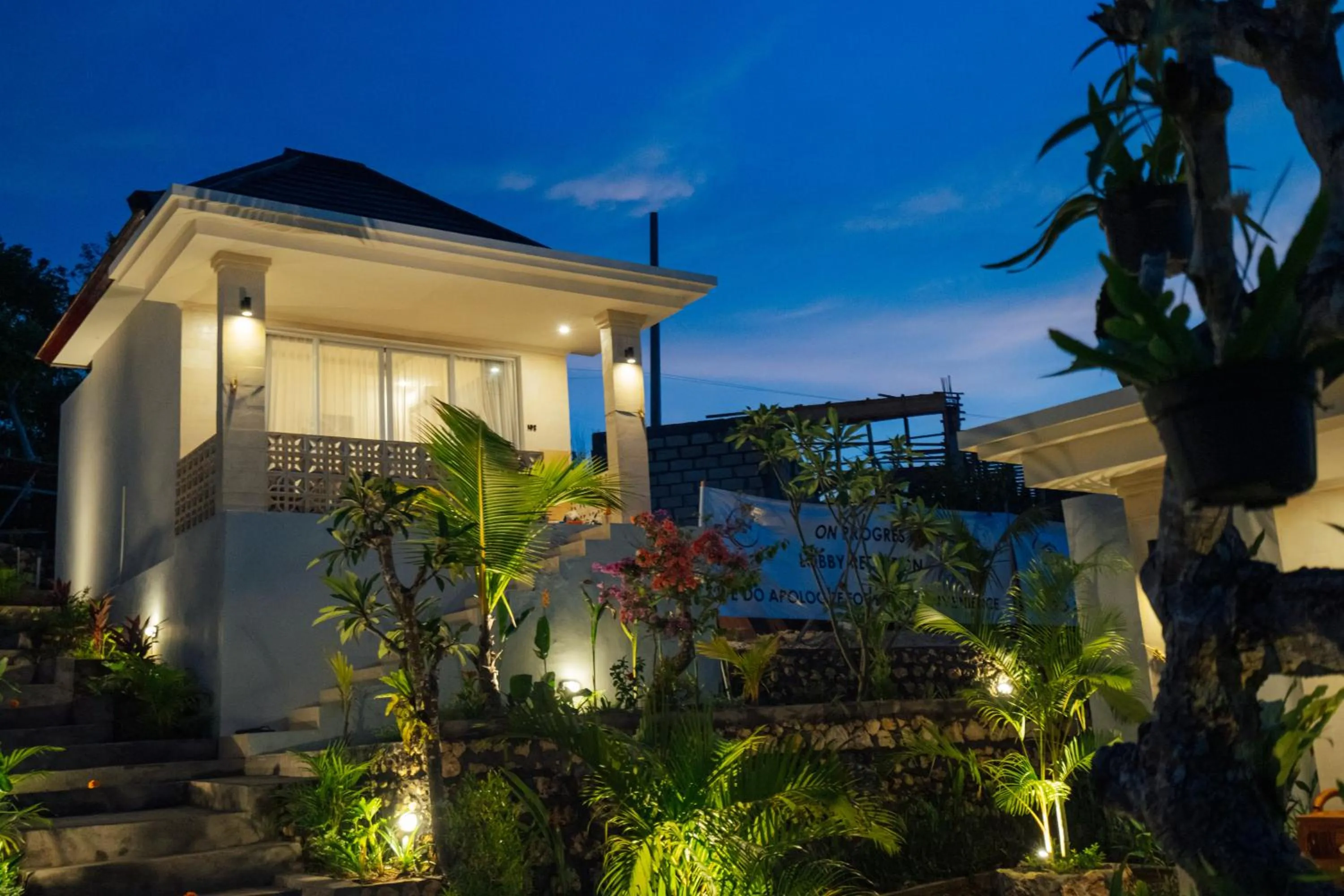 Property building in Kelingking Paradise Suites Villa