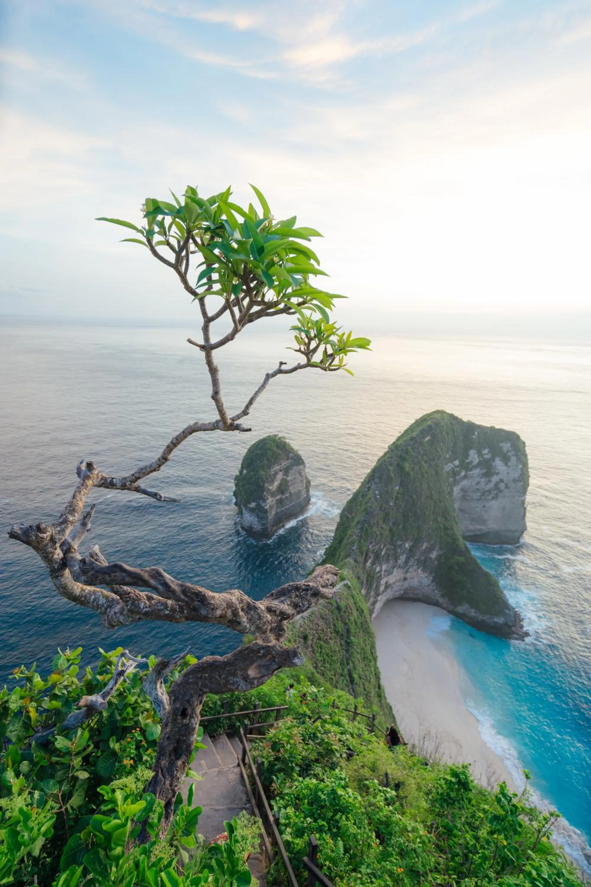 Beach in Kelingking Paradise Suites Villa