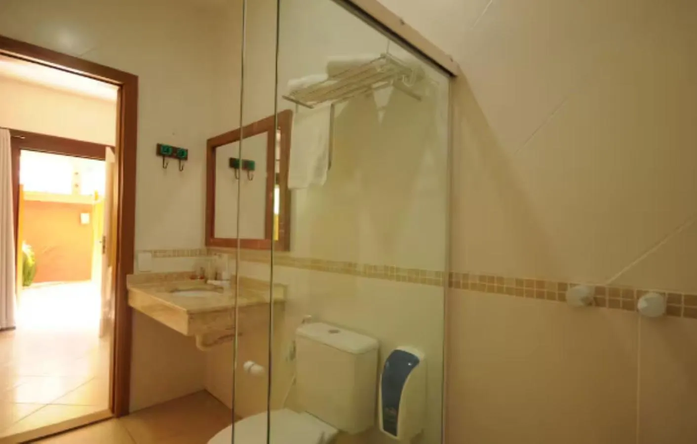 Bathroom in Suri Búzios Hotel