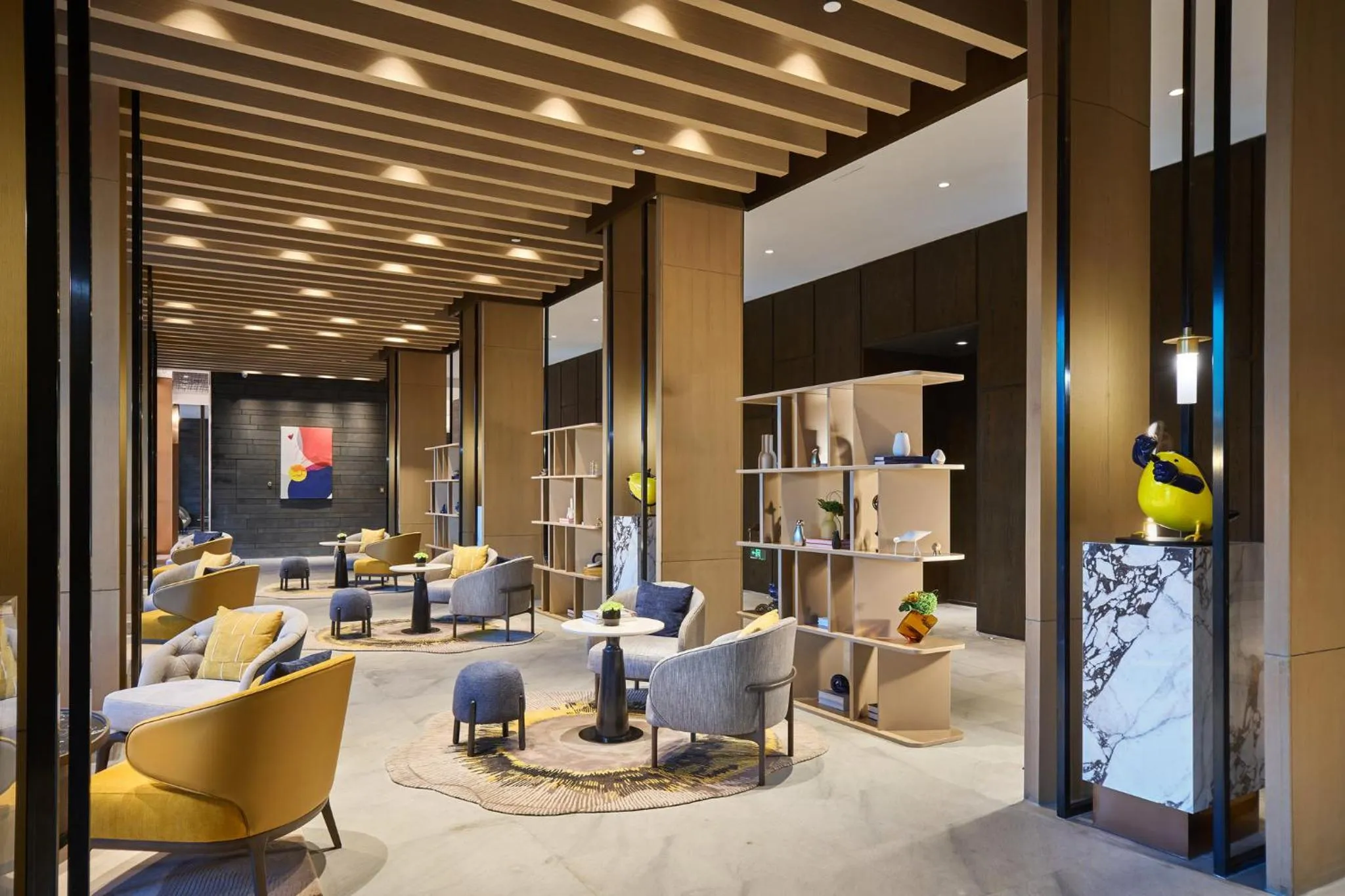 Lounge or bar in voco Zhengzhou Garden Expo by IHG
