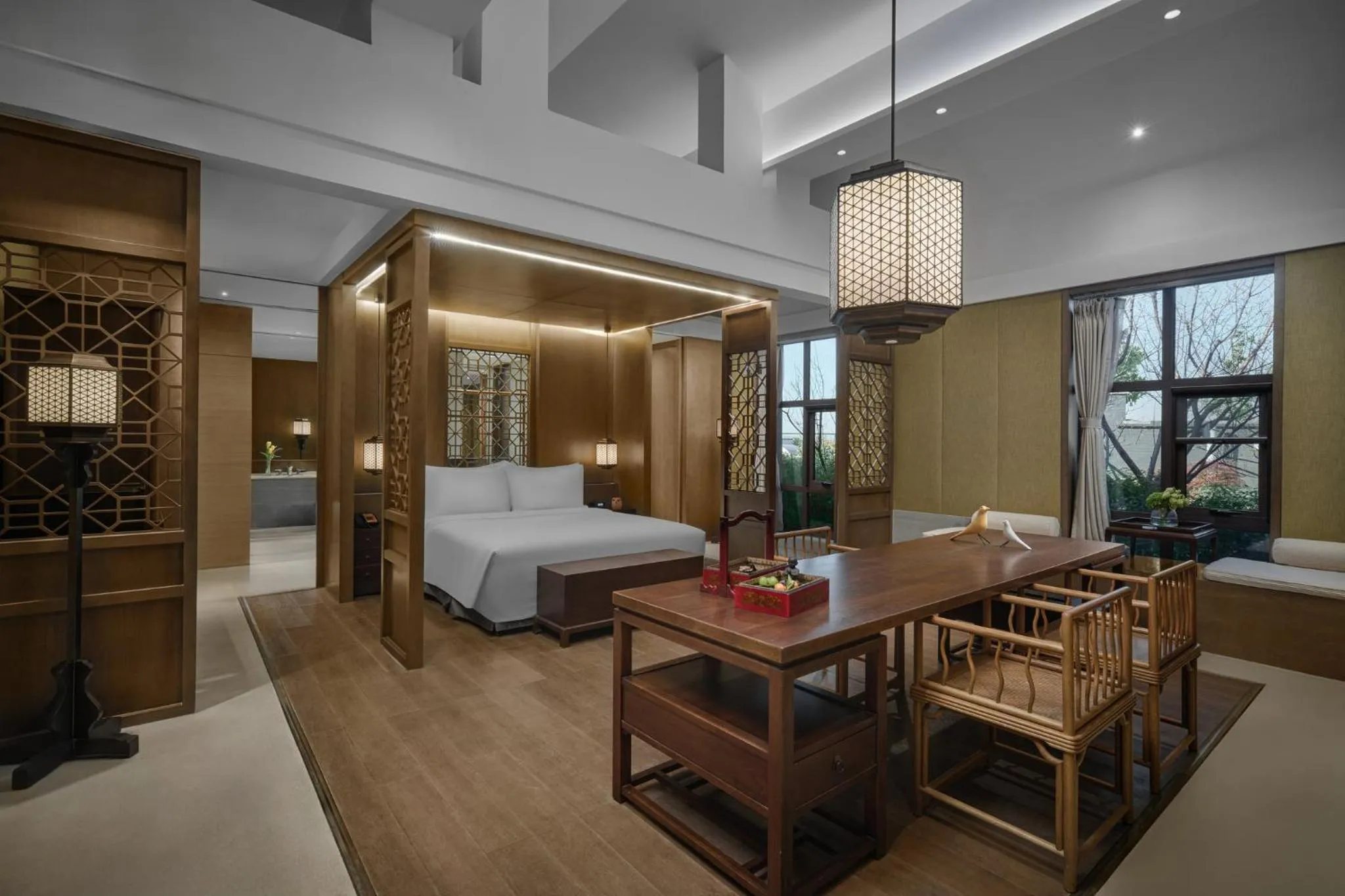 Photo of the whole room, Bed in voco Zhengzhou Garden Expo by IHG