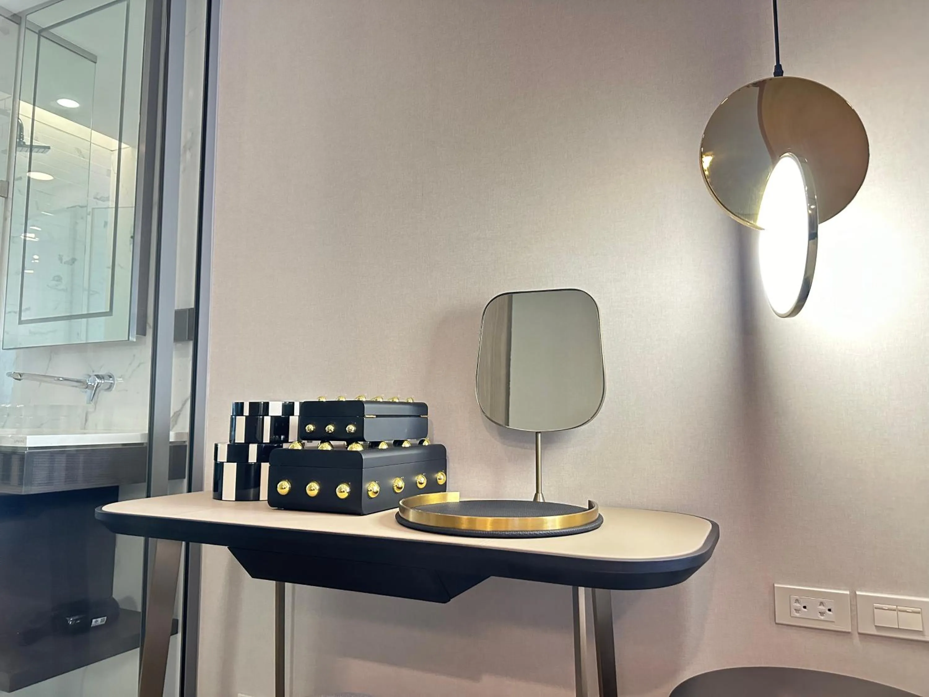 Bedroom in Siamese Exclusive Queens