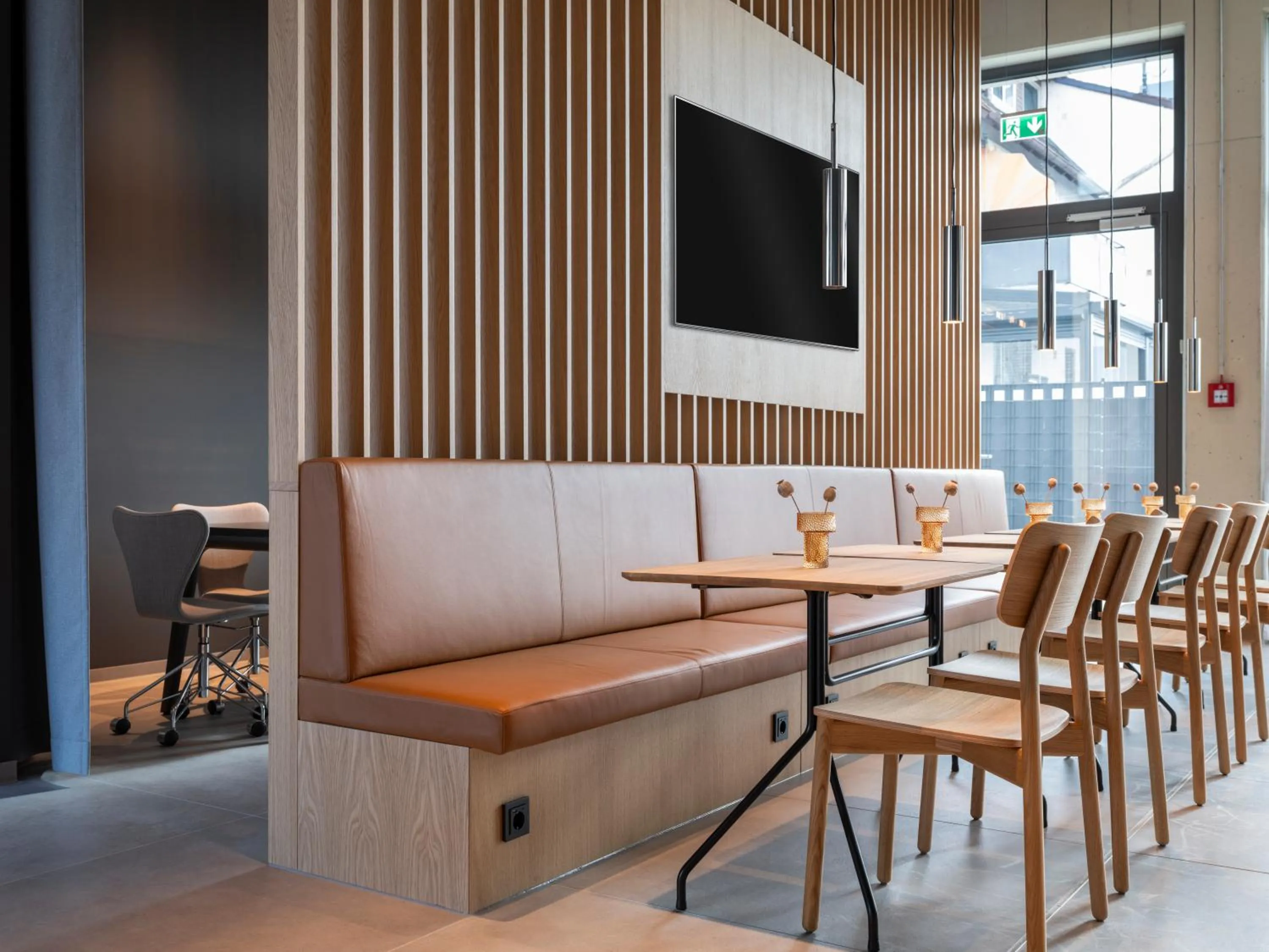 Seating area in Zleep Hotel Frankfurt Airport Kelsterbach