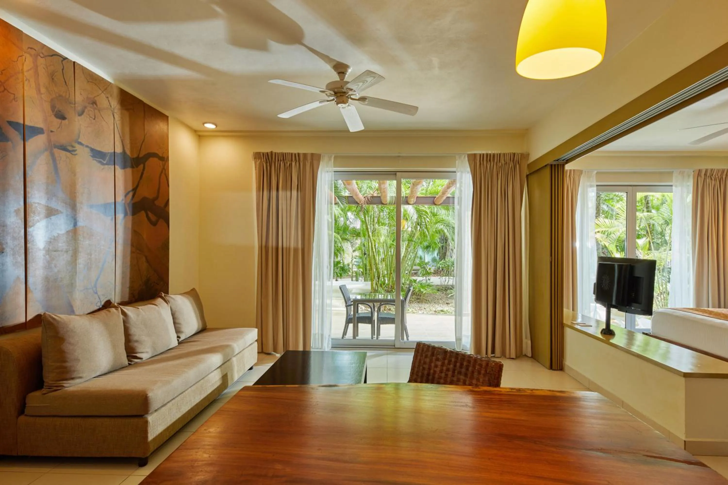 TV and multimedia in Bahia Principe Luxury Sian Ka´an - Adults Only - All Inclusive