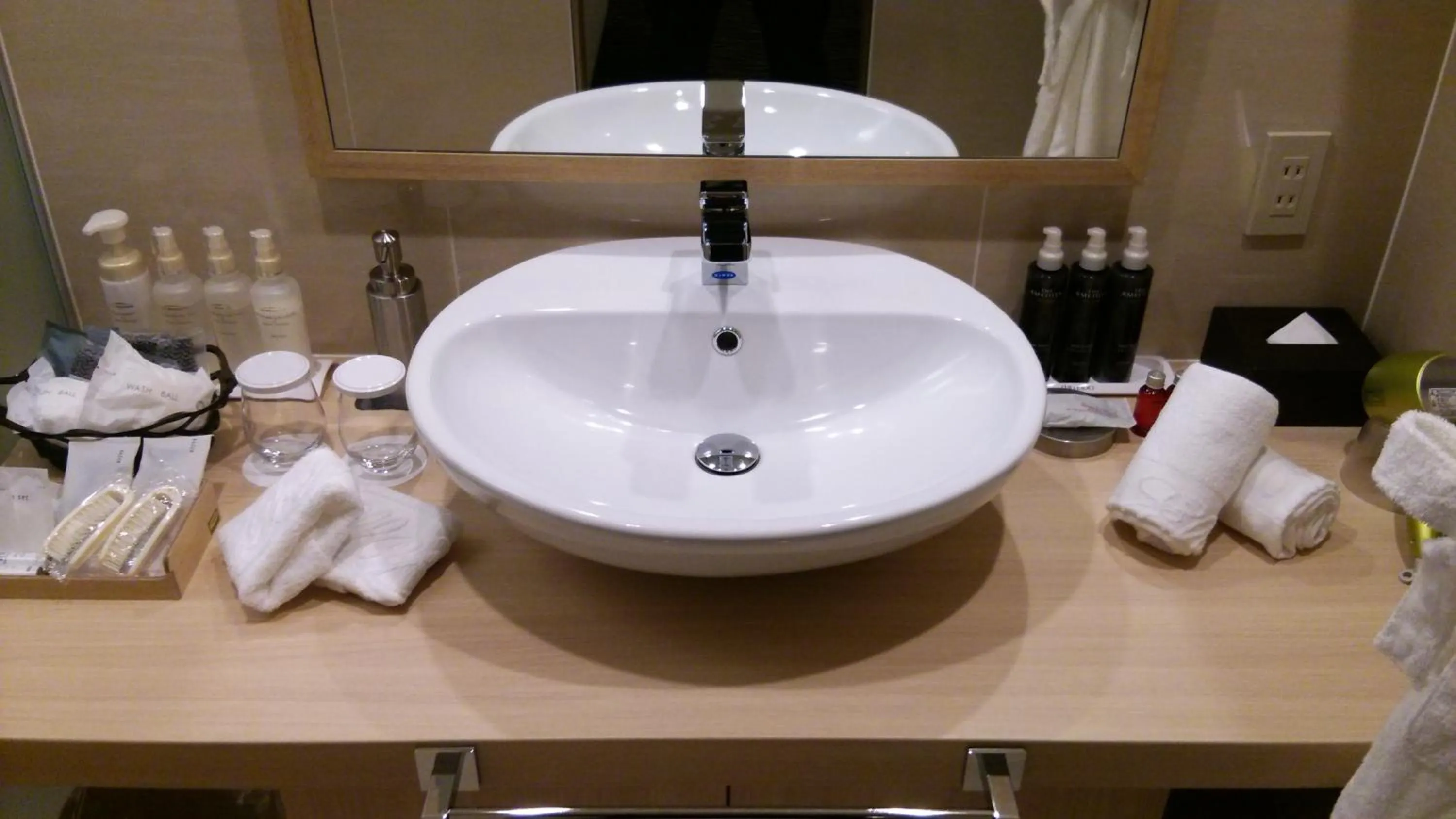 Bathroom in Rembrandt Hotel Tokyo-Machida