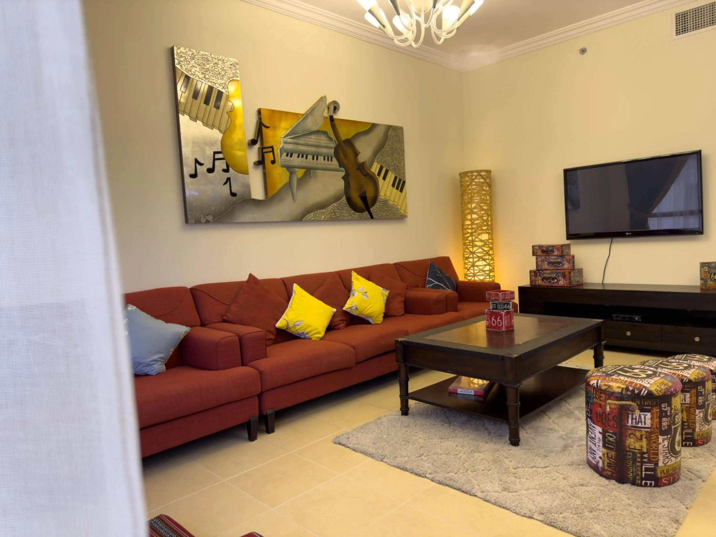 Living room in Route 66 Beach Hostel