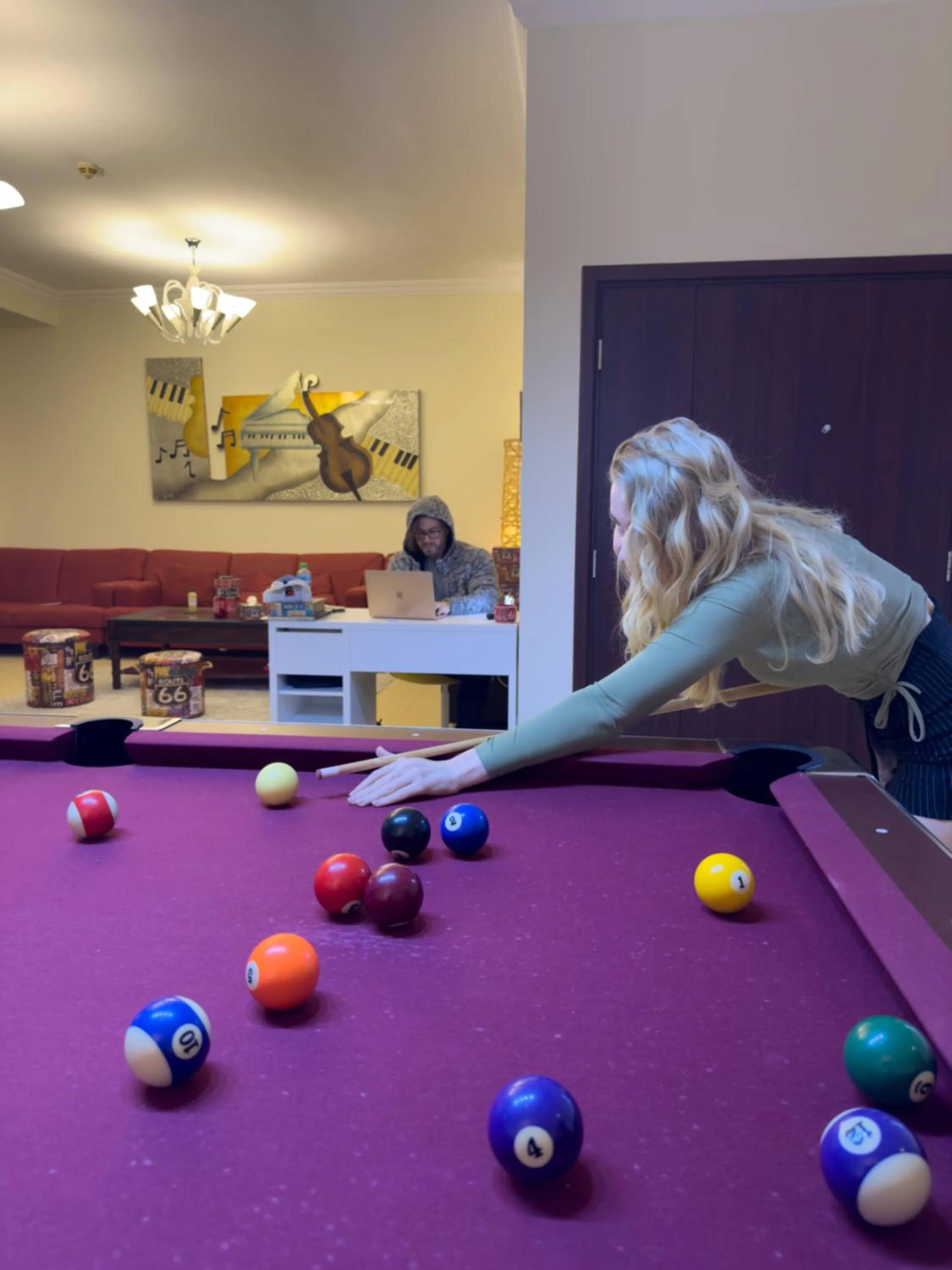 Billiard in Route 66 Beach Hostel