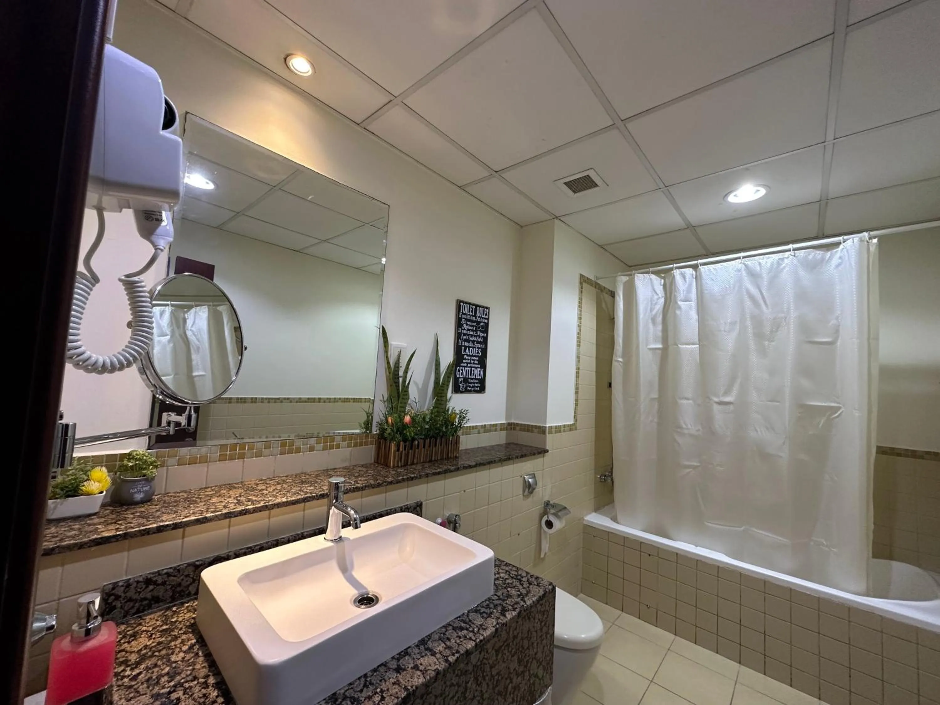 Shower in Route 66 Beach Hostel