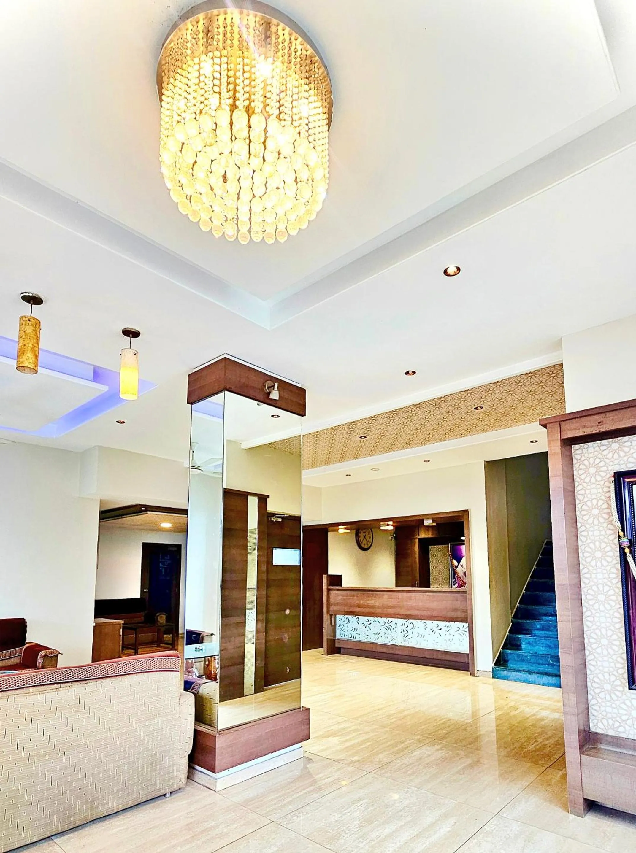 Lobby or reception in Hotel Laxmibai Palace- Only 300 miter from Sai Baba Temple!!!!