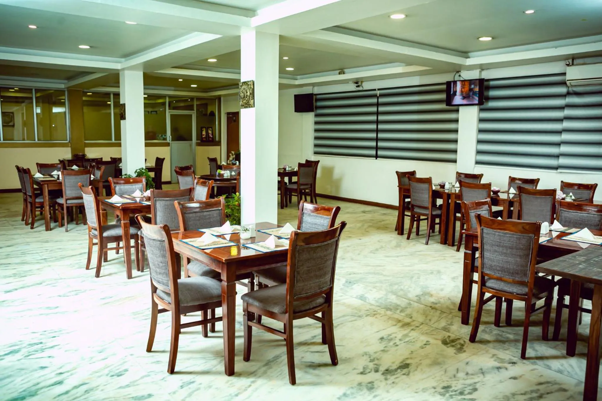 Restaurant/places to eat in Vannasut Hotel and Spa