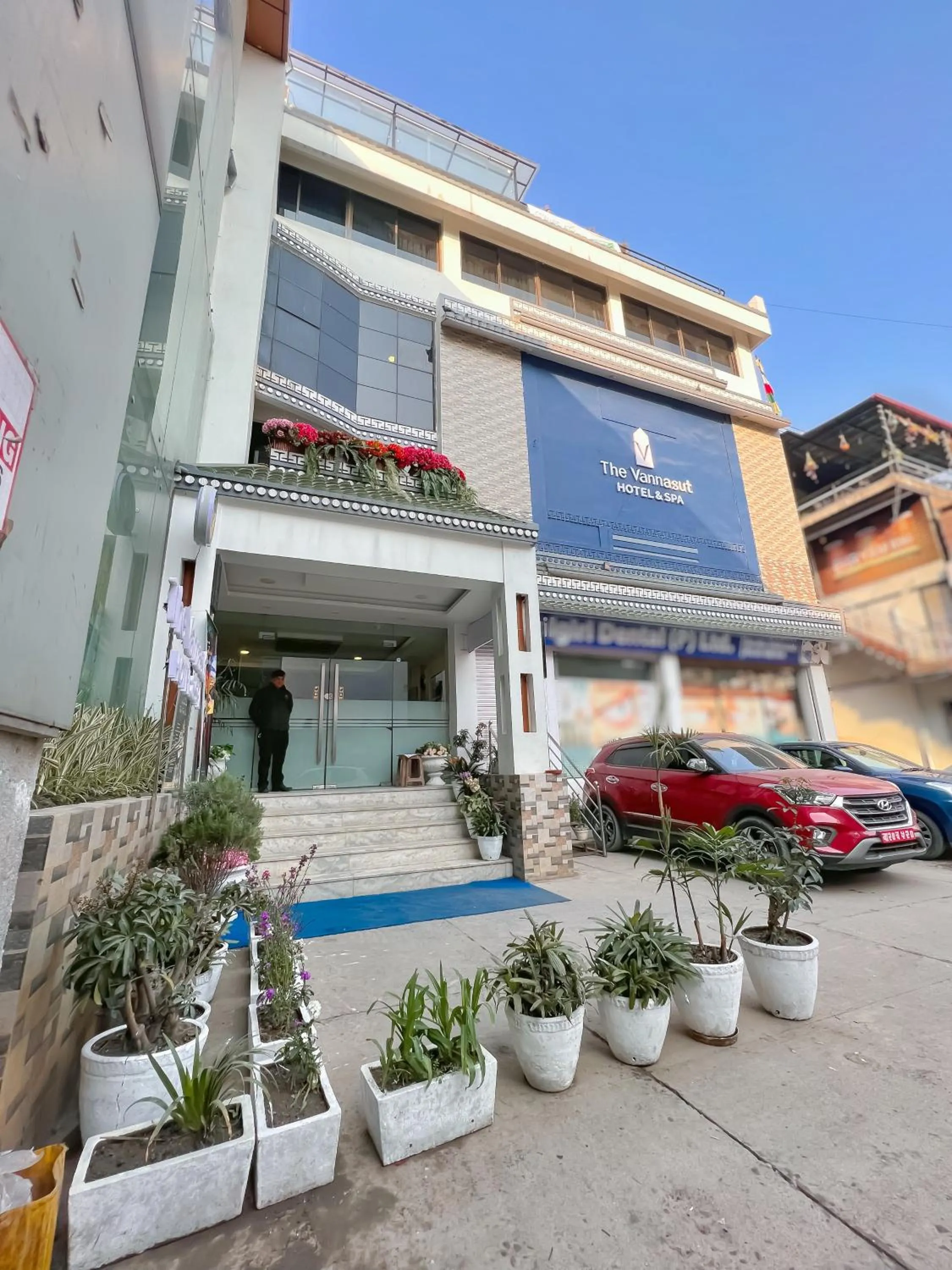 Property building in Vannasut Hotel and Spa