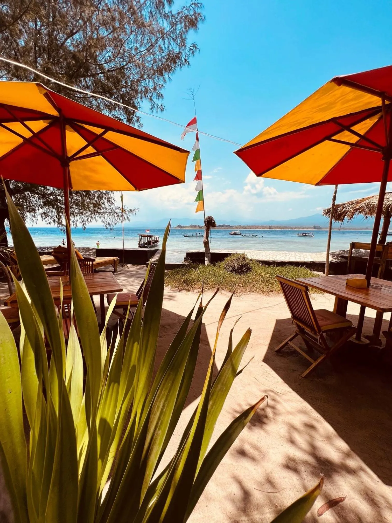 Restaurant/places to eat in Villa Bulan Madu Gili Air