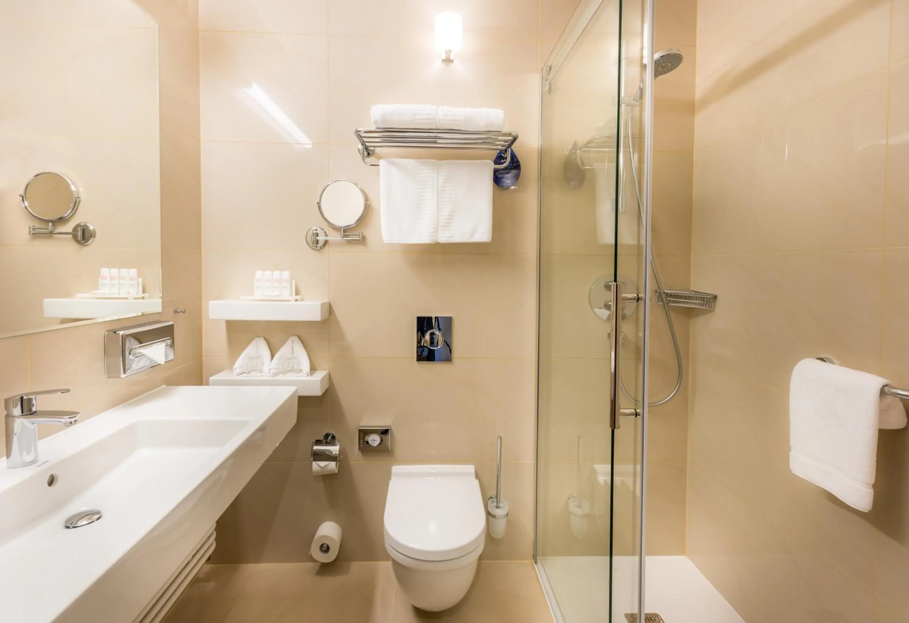 Shower in Radisson Blu Szczecin