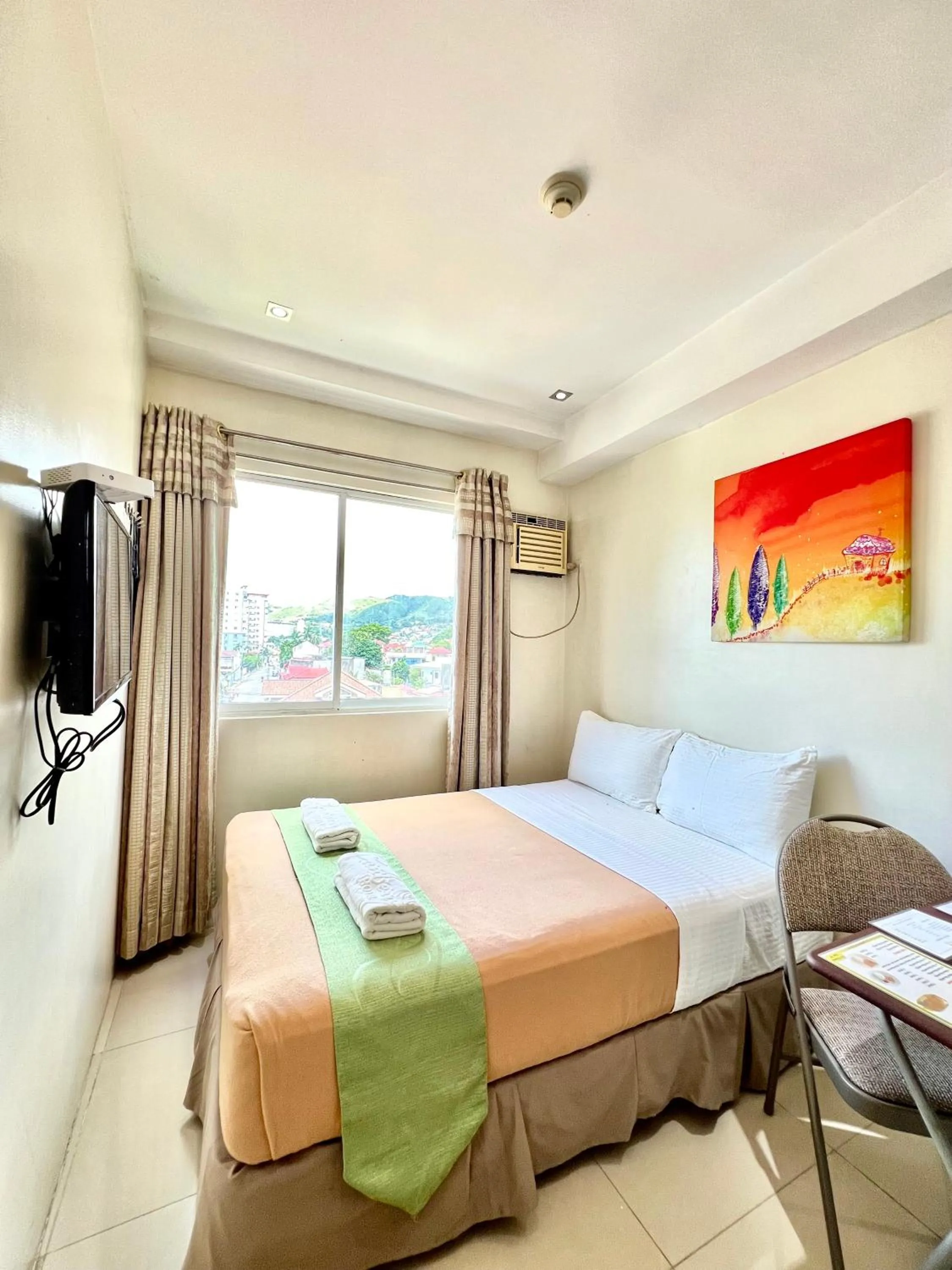 Bed in Canberry Hotel